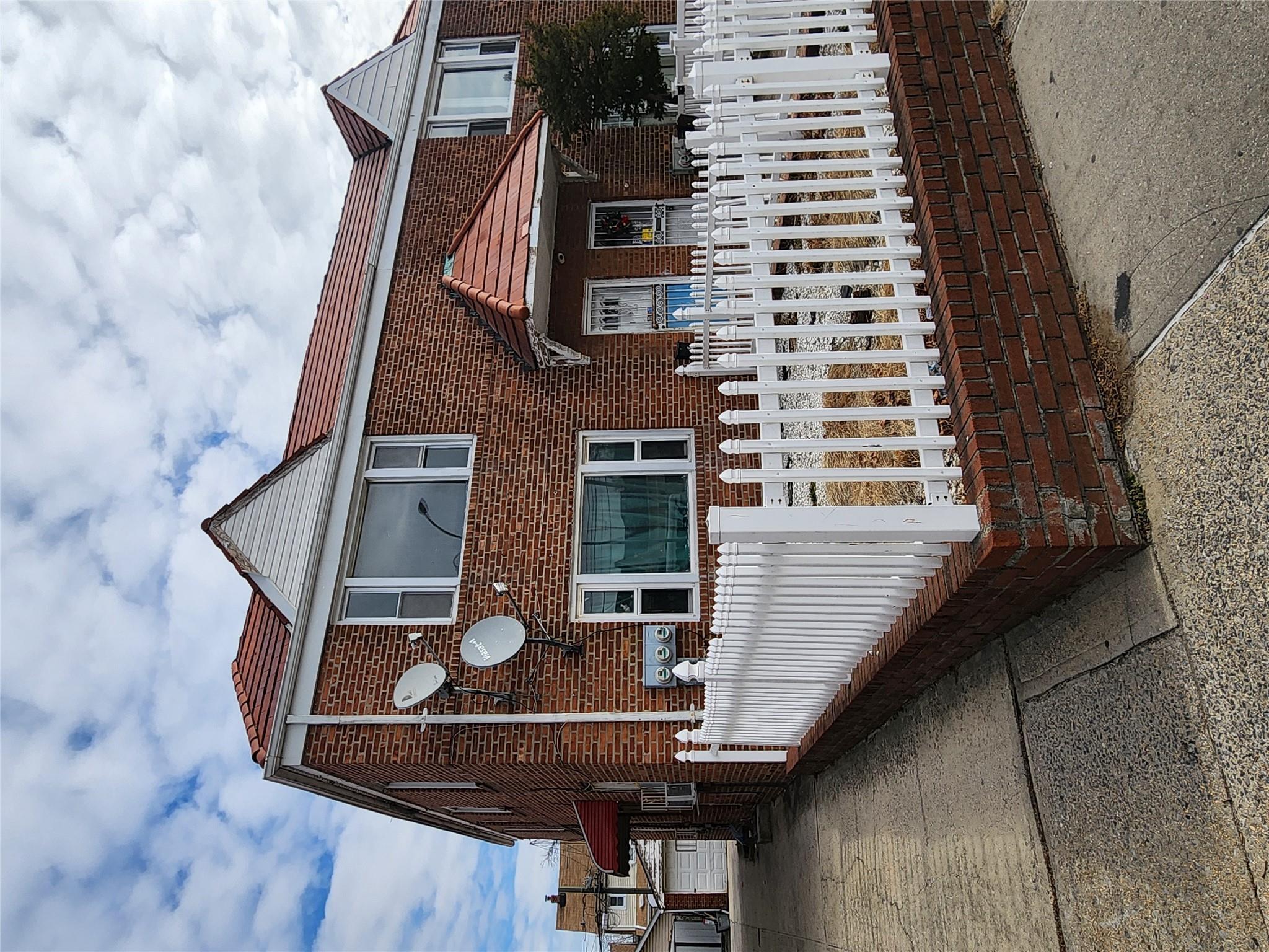 Single Family Francis Lewis Boulevard  Queens, NY 11429, MLS-814447-10