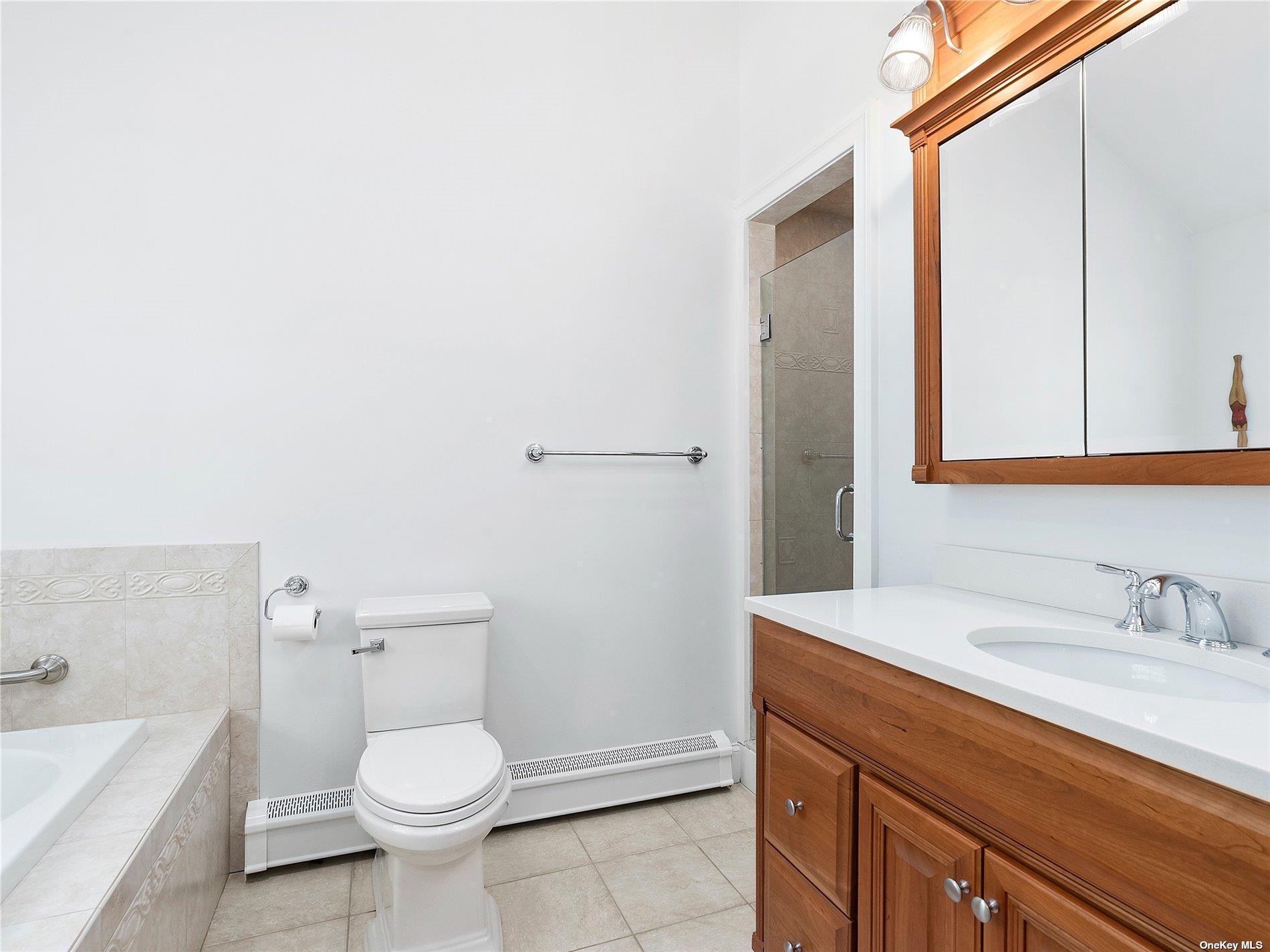 Single Family Magee  Suffolk County, NY 11968, MLS-814514-8