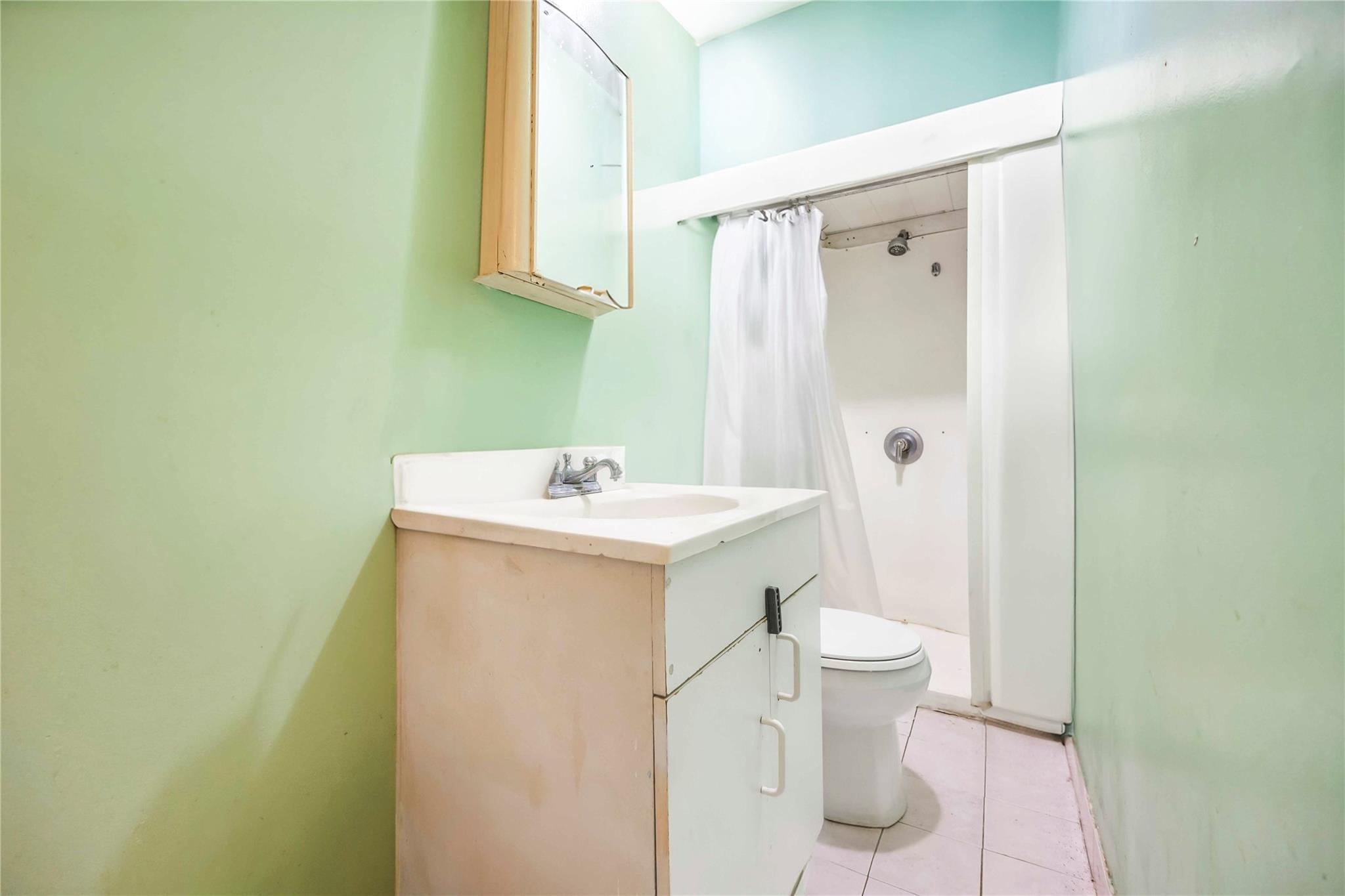 Single Family 98th  Queens, NY 11368, MLS-814527-16
