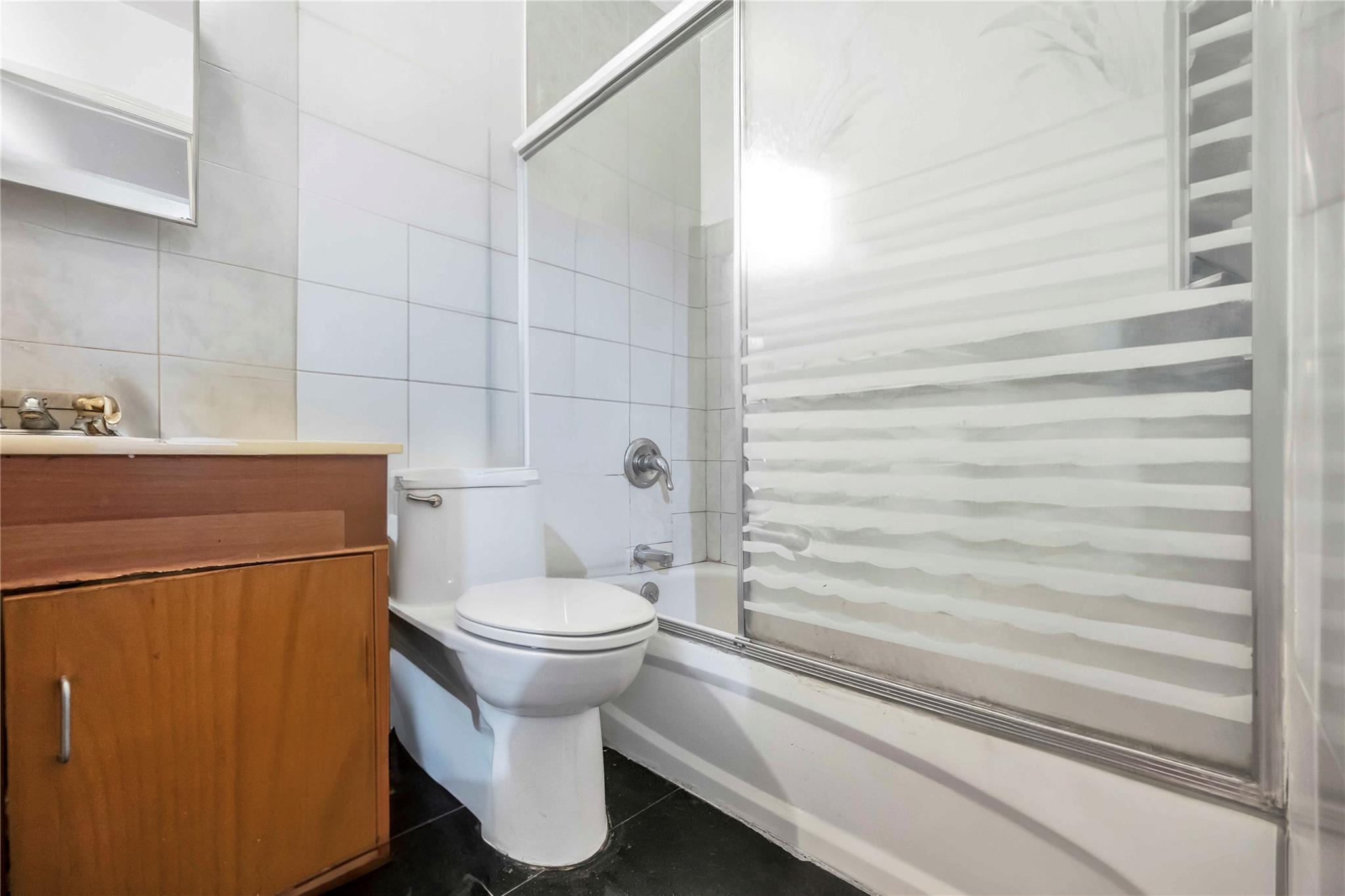 Single Family 98th  Queens, NY 11368, MLS-814527-21
