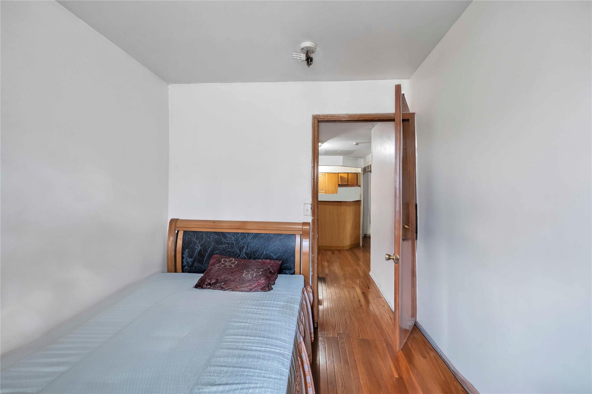Single Family 98th  Queens, NY 11368, MLS-814527-23