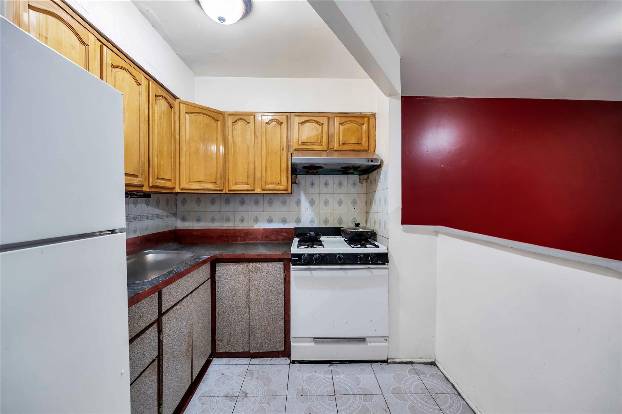 Single Family 98th  Queens, NY 11368, MLS-814527-28
