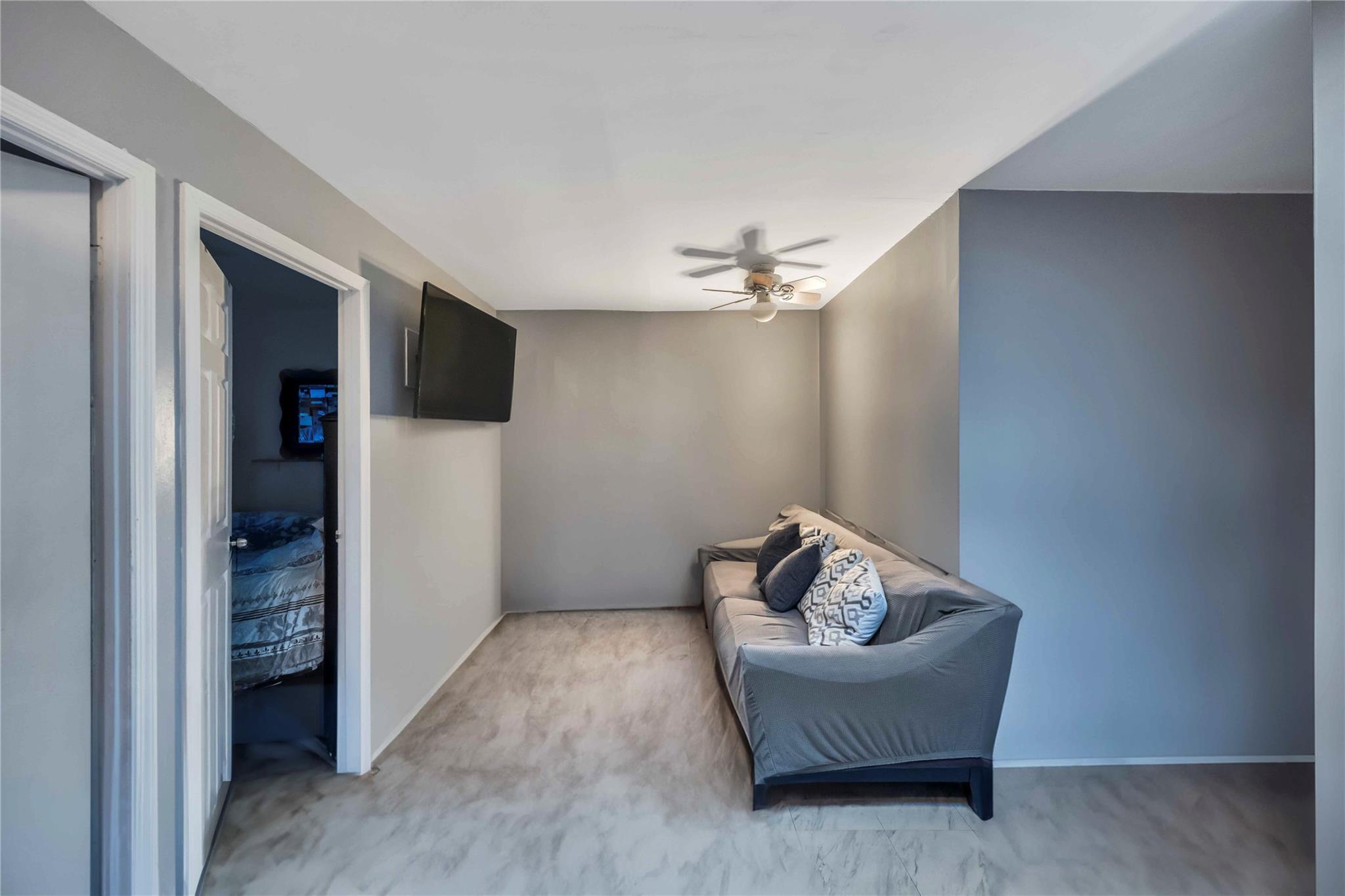 Single Family 98th  Queens, NY 11368, MLS-814527-44