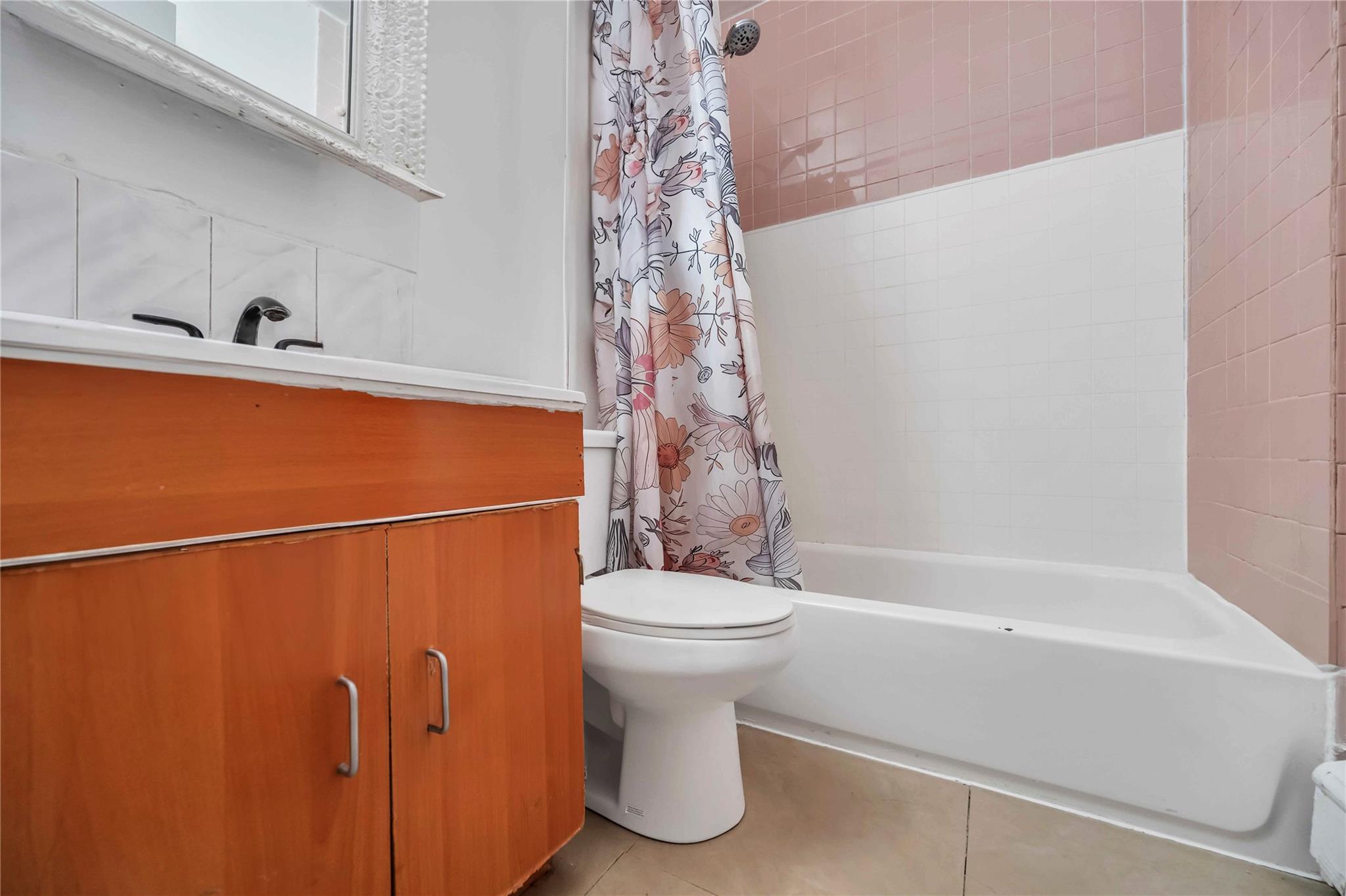 Single Family 98th  Queens, NY 11368, MLS-814527-48