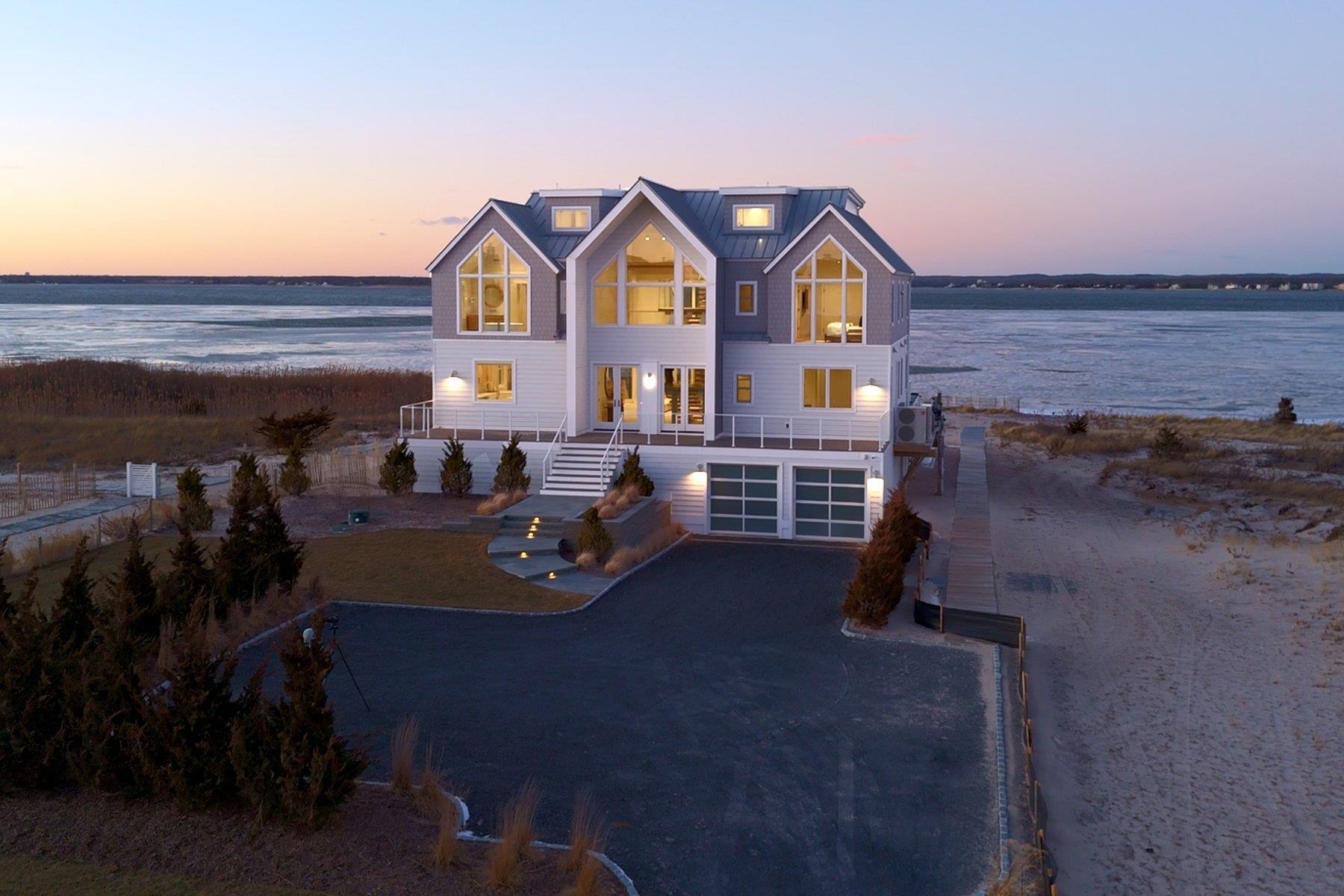 Single Family Dune  Suffolk County, NY 11978, MLS-814597-32
