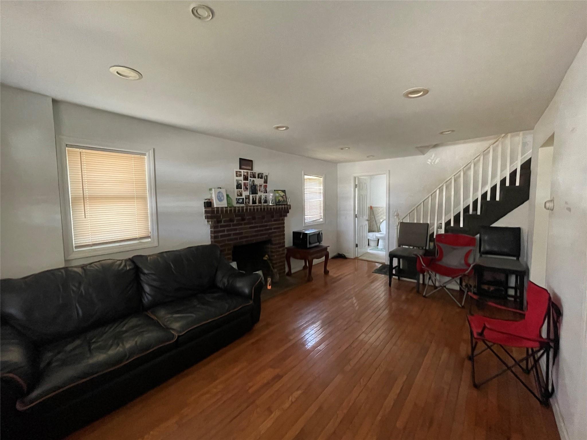 Single Family Cruikshank  Nassau County, NY 11550, MLS-814614-3