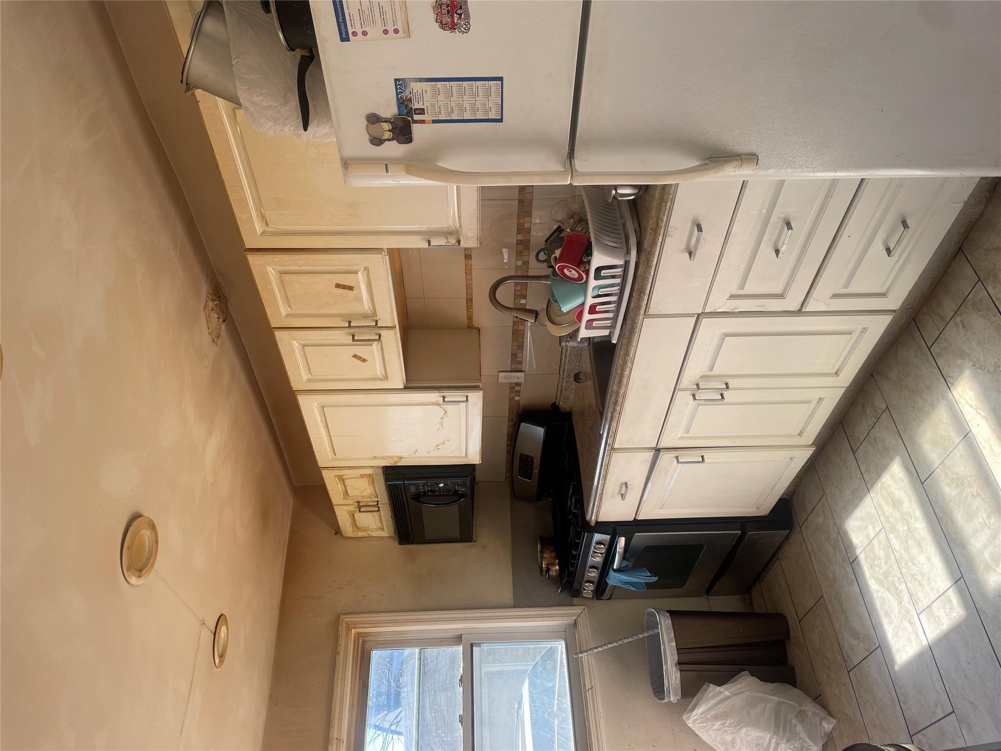 Single Family Cruikshank  Nassau County, NY 11550, MLS-814614-4