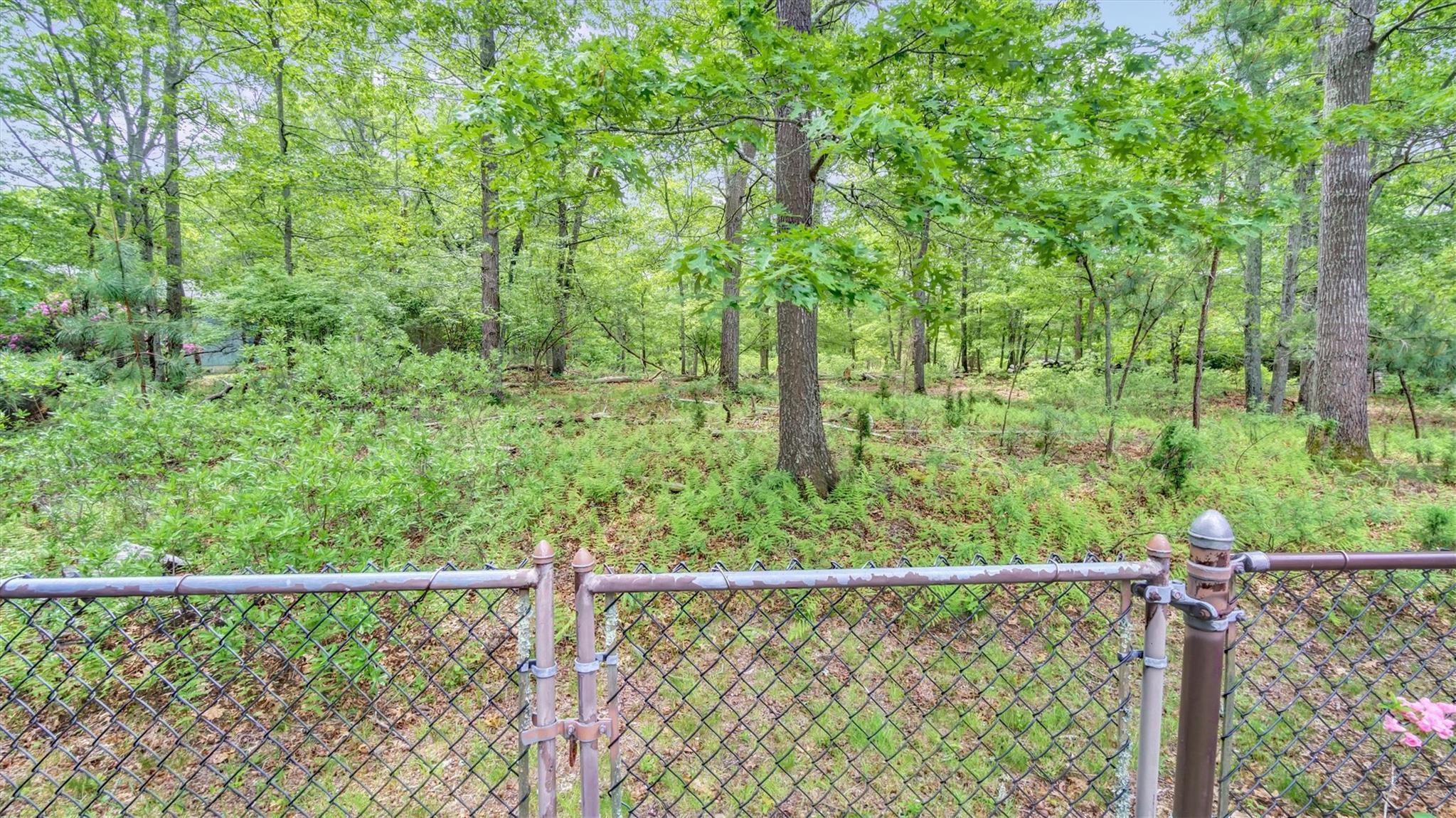 Single Family Old Squires  Suffolk County, NY 11946, MLS-814795-23