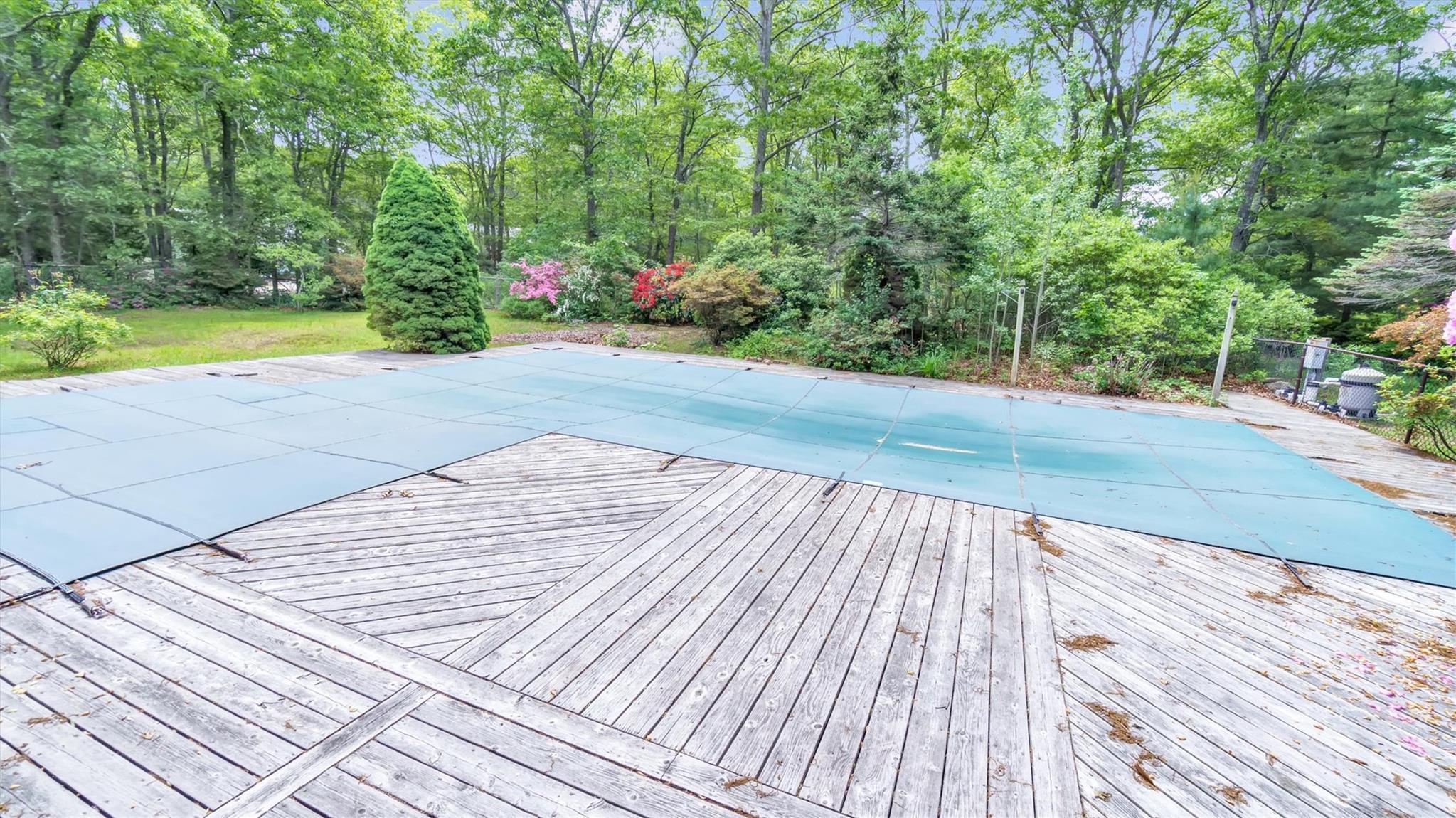 Single Family Old Squires  Suffolk County, NY 11946, MLS-814795-26