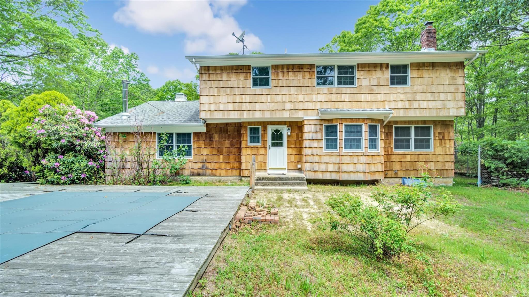 Single Family Old Squires  Suffolk County, NY 11946, MLS-814795-29