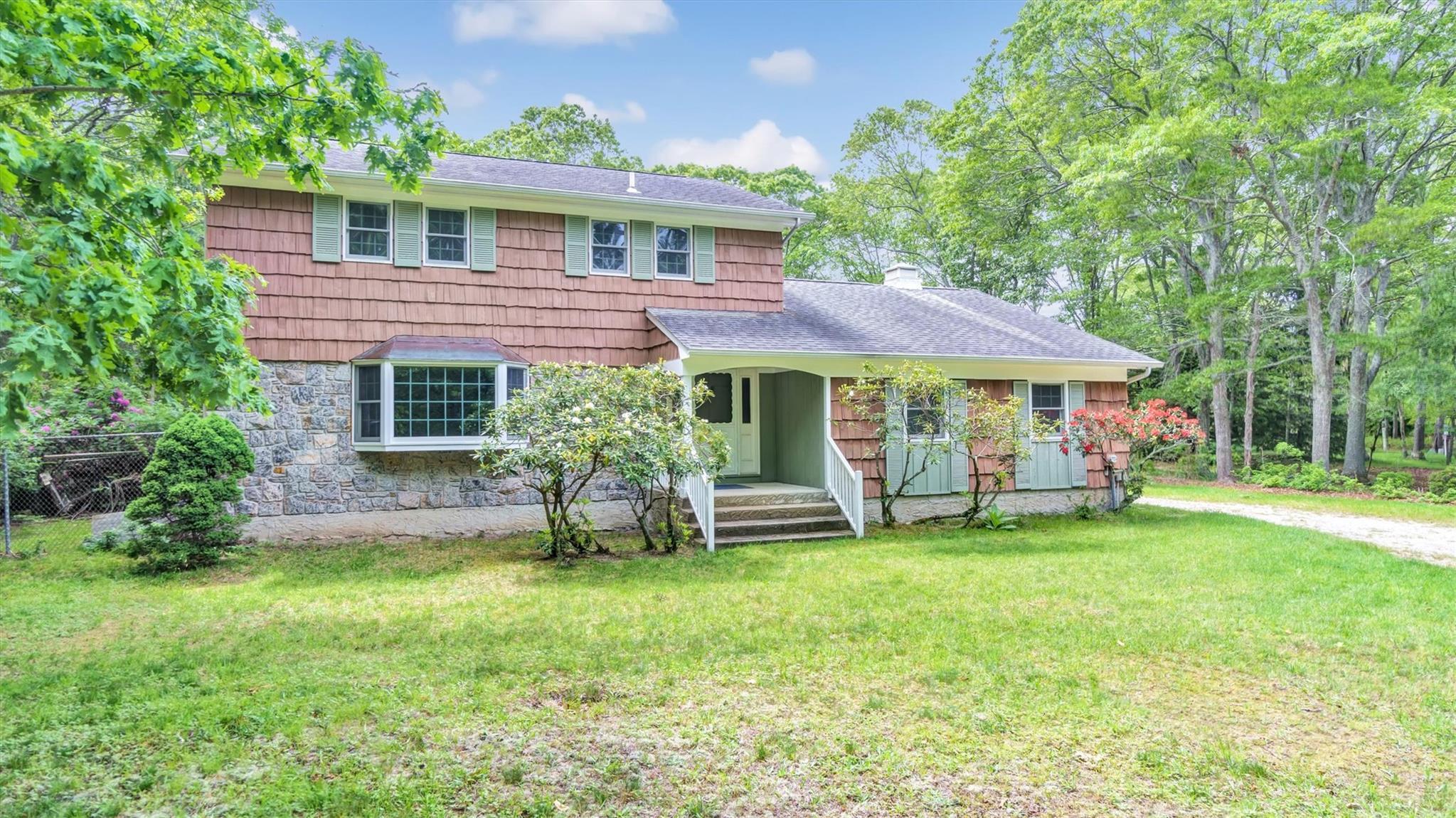 Single Family Old Squires  Suffolk County, NY 11946, MLS-814795-31