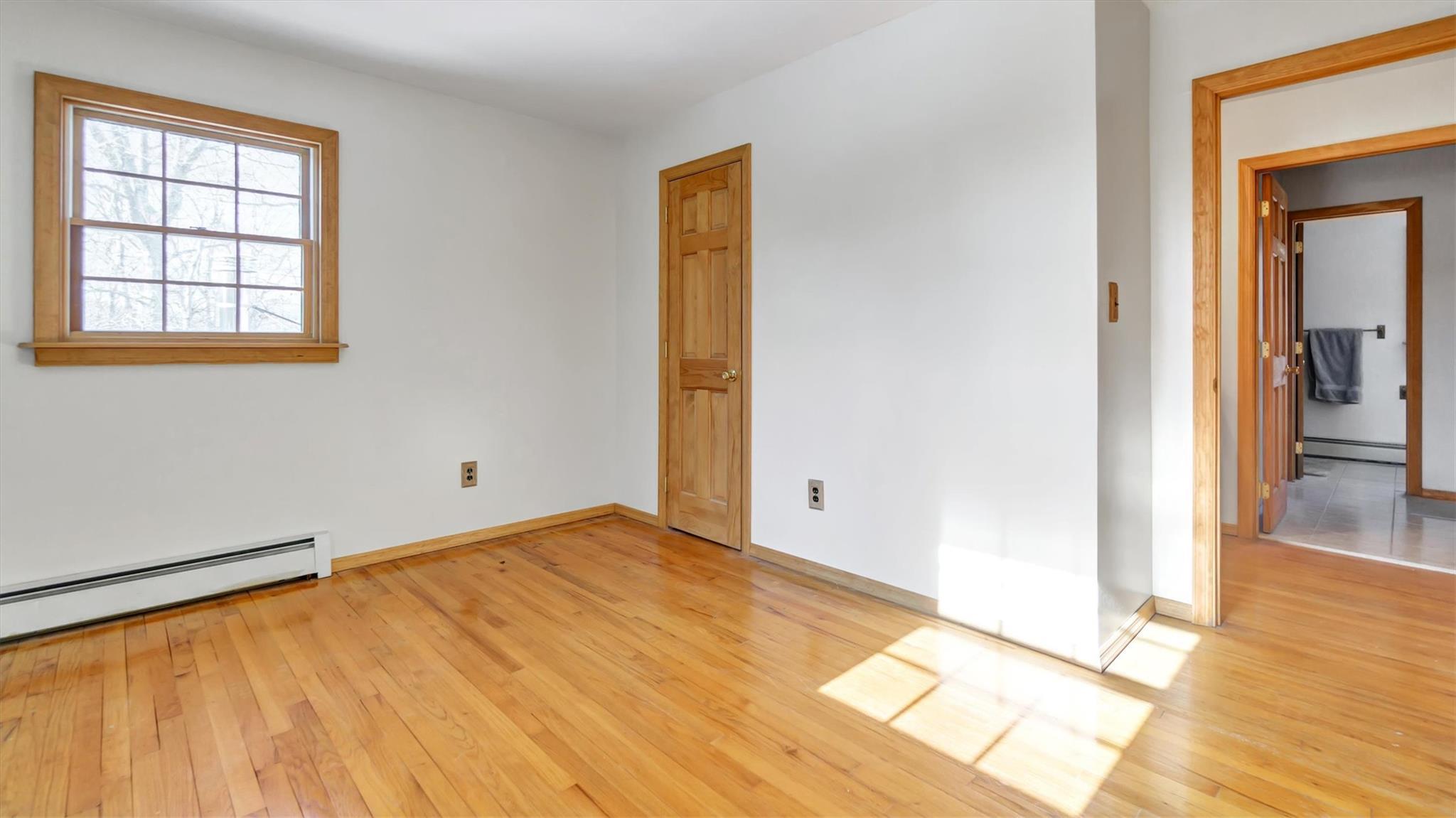 Single Family Old Squires  Suffolk County, NY 11946, MLS-814795-9