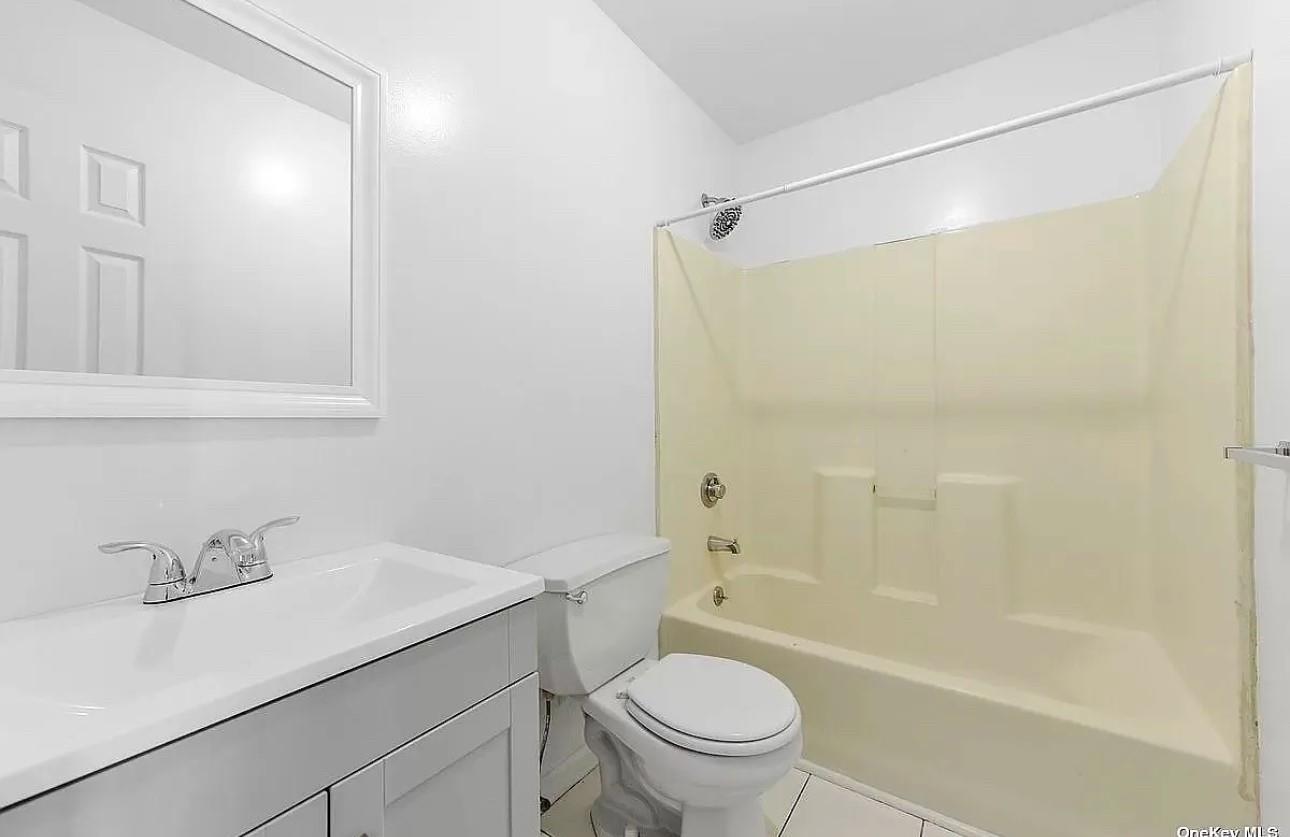 Apartment Burchell  Queens, NY 11692, MLS-814872-5