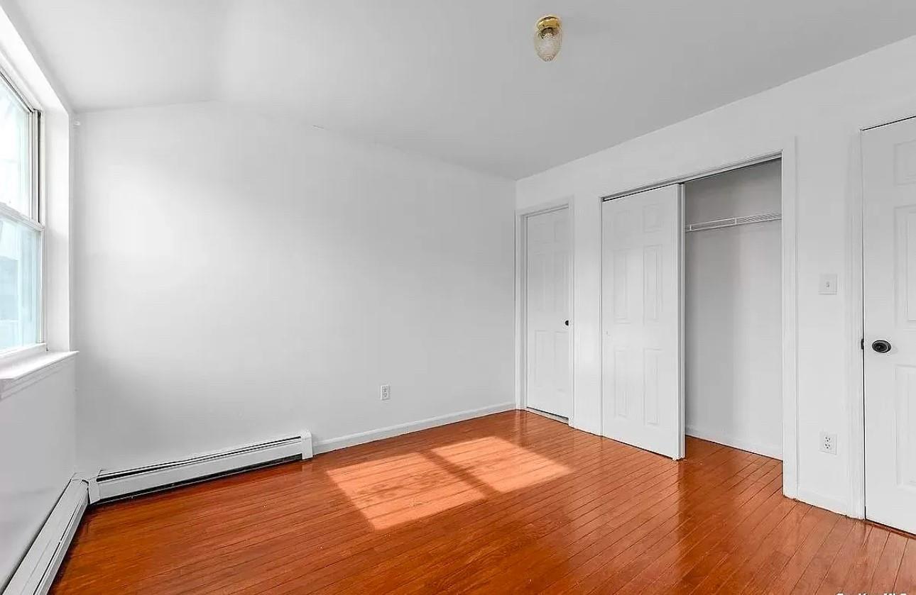 Apartment Burchell  Queens, NY 11692, MLS-814872-6