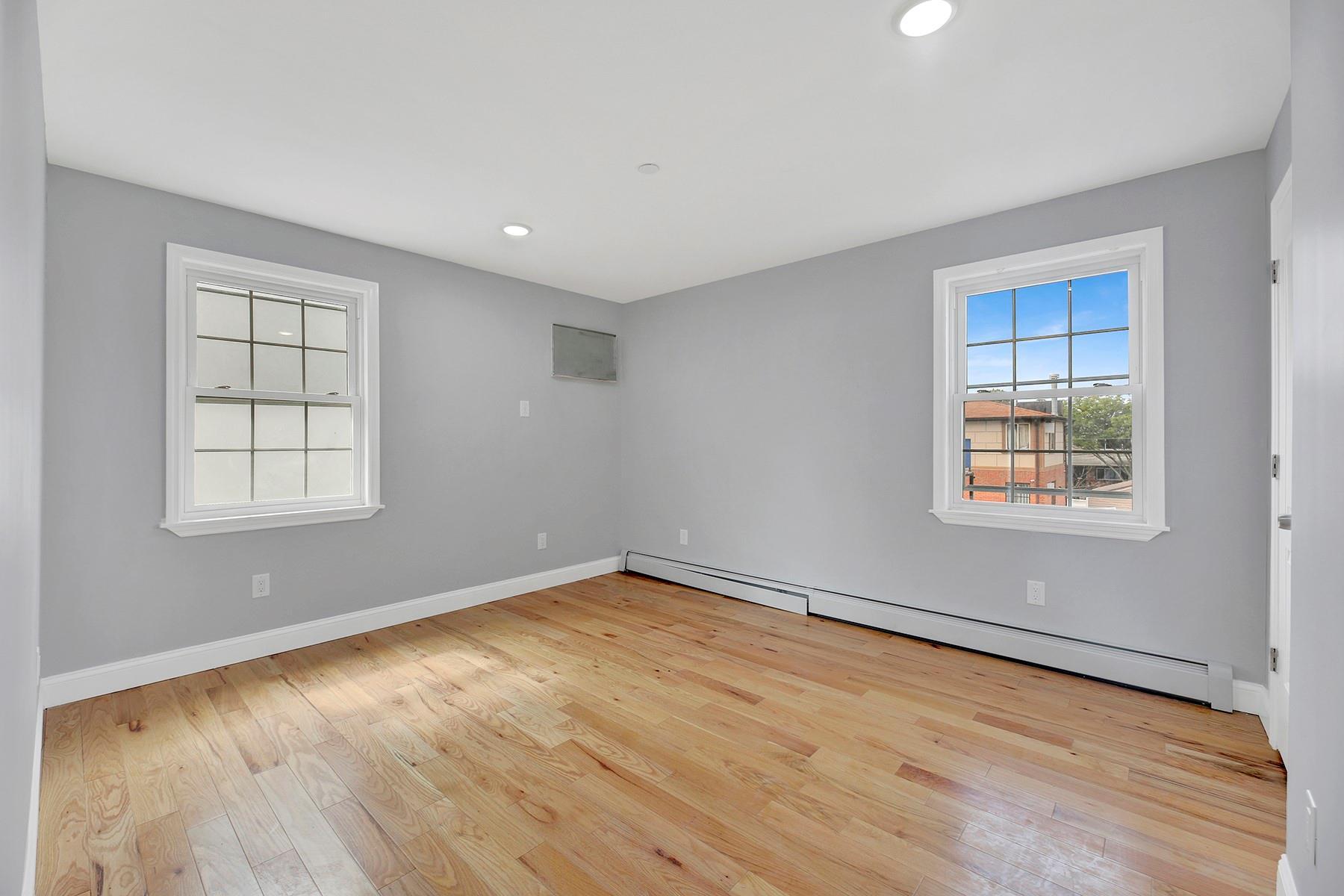 Single Family Smith  Queens, NY 11434, MLS-814875-4