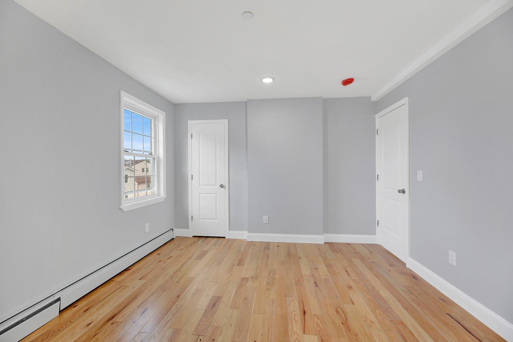 Single Family Smith  Queens, NY 11434, MLS-814875-6