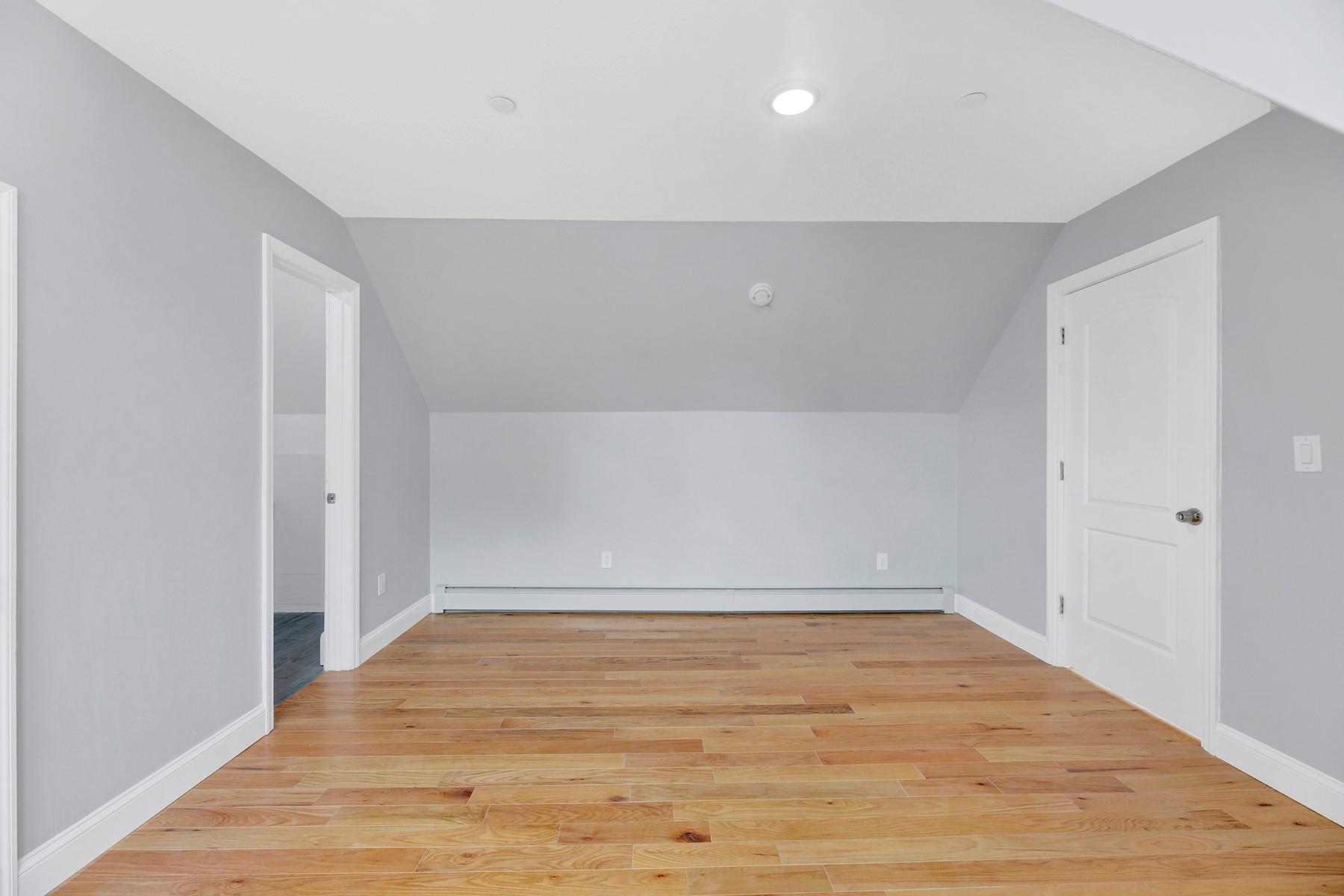 Single Family Smith  Queens, NY 11434, MLS-814875-9