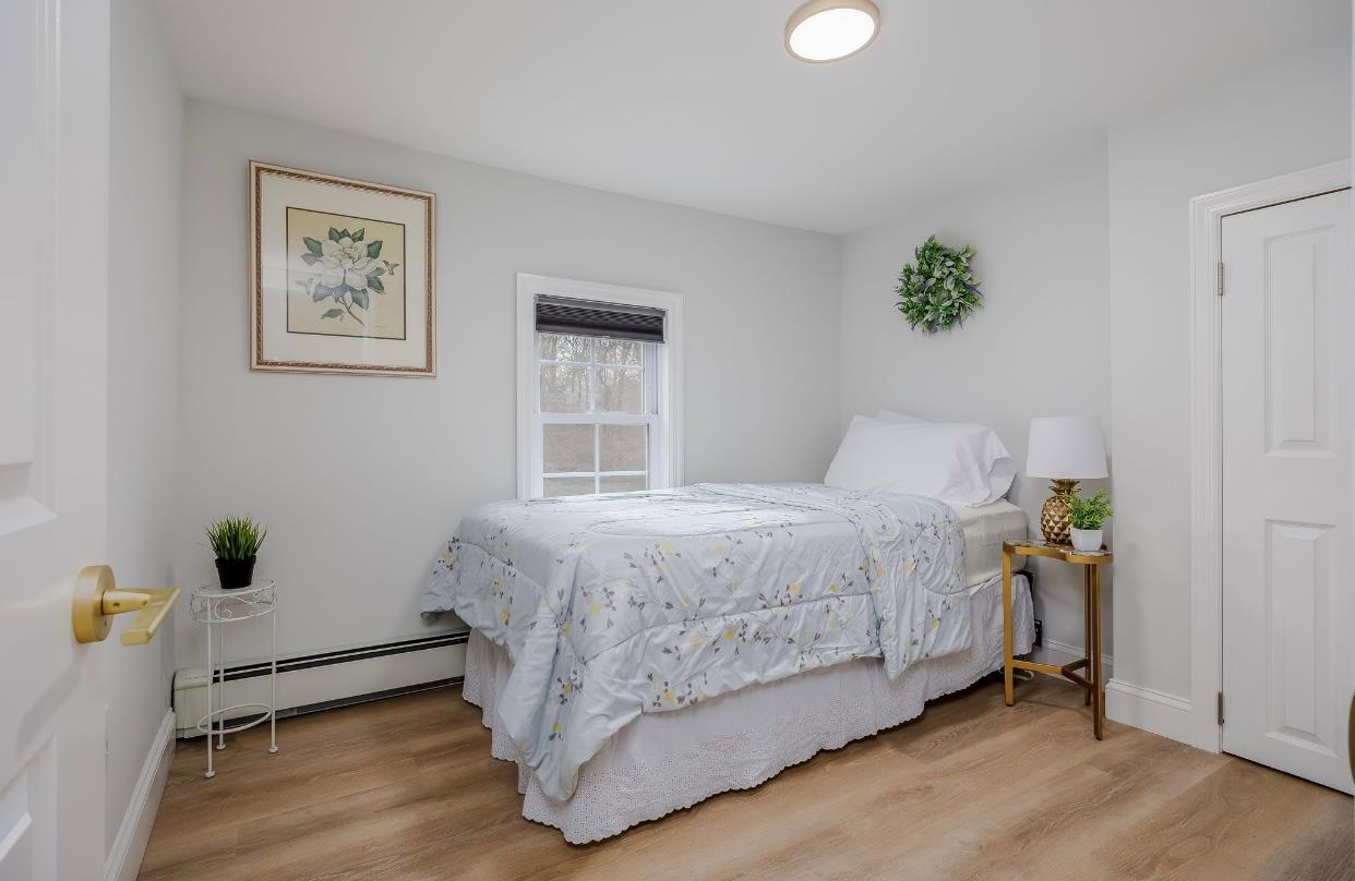Single Family Peconic  Suffolk County, NY 11784, MLS-814934-16
