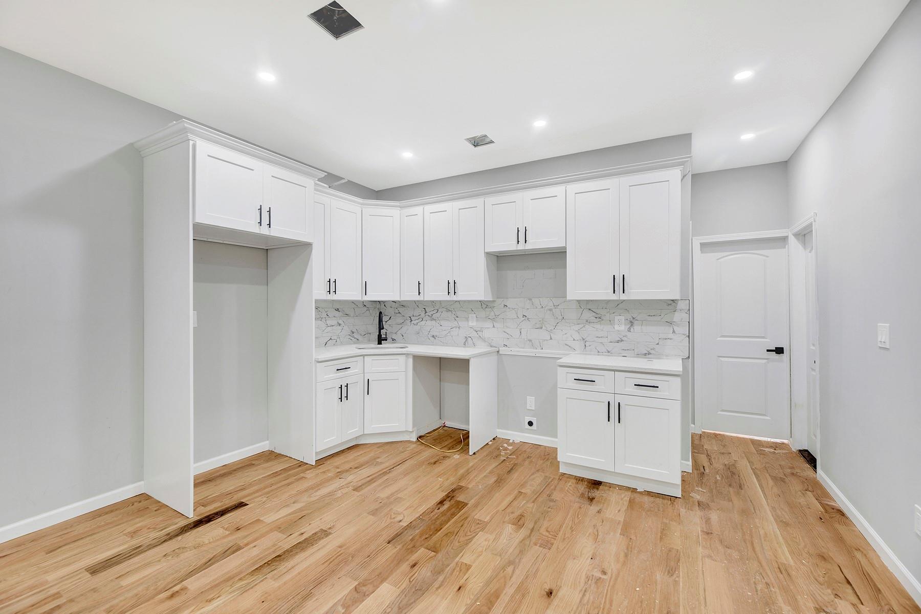 Single Family 95th  Queens, NY 11419, MLS-814940-2