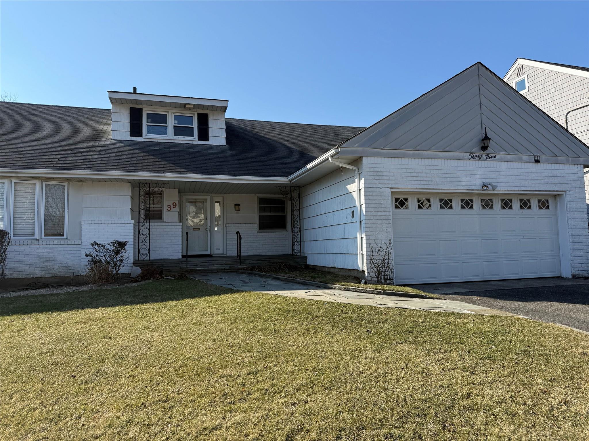 Single Family Cedarhurst  Nassau County, NY 11516, MLS-815013-2