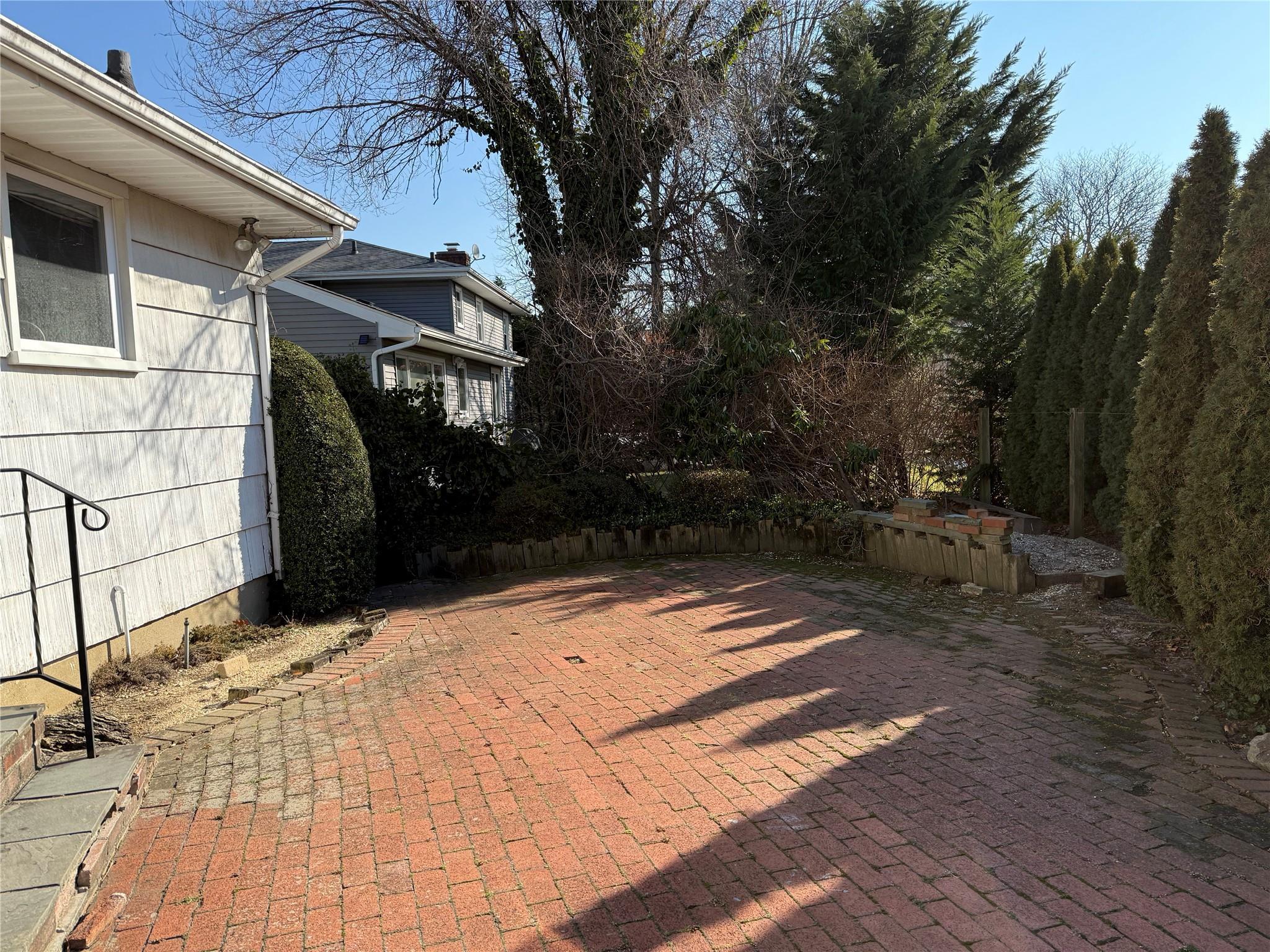 Single Family Cedarhurst  Nassau County, NY 11516, MLS-815013-28