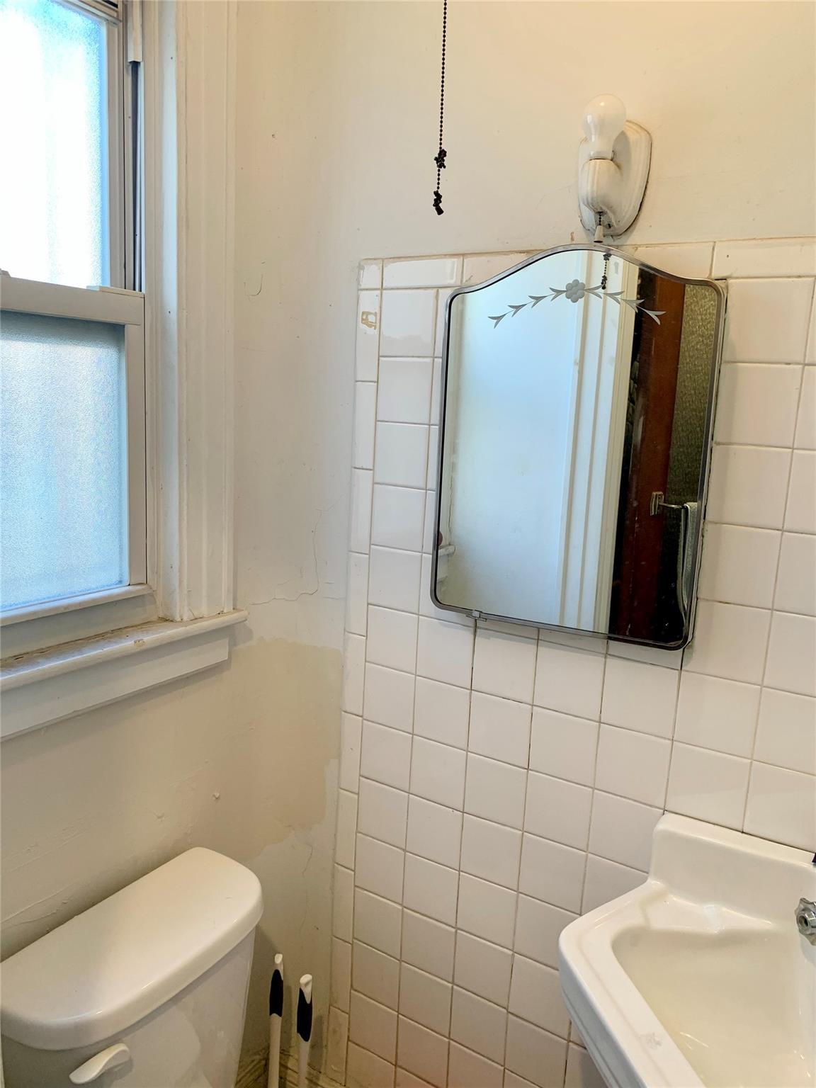 Single Family Burden  Queens, NY 11435, MLS-815105-17