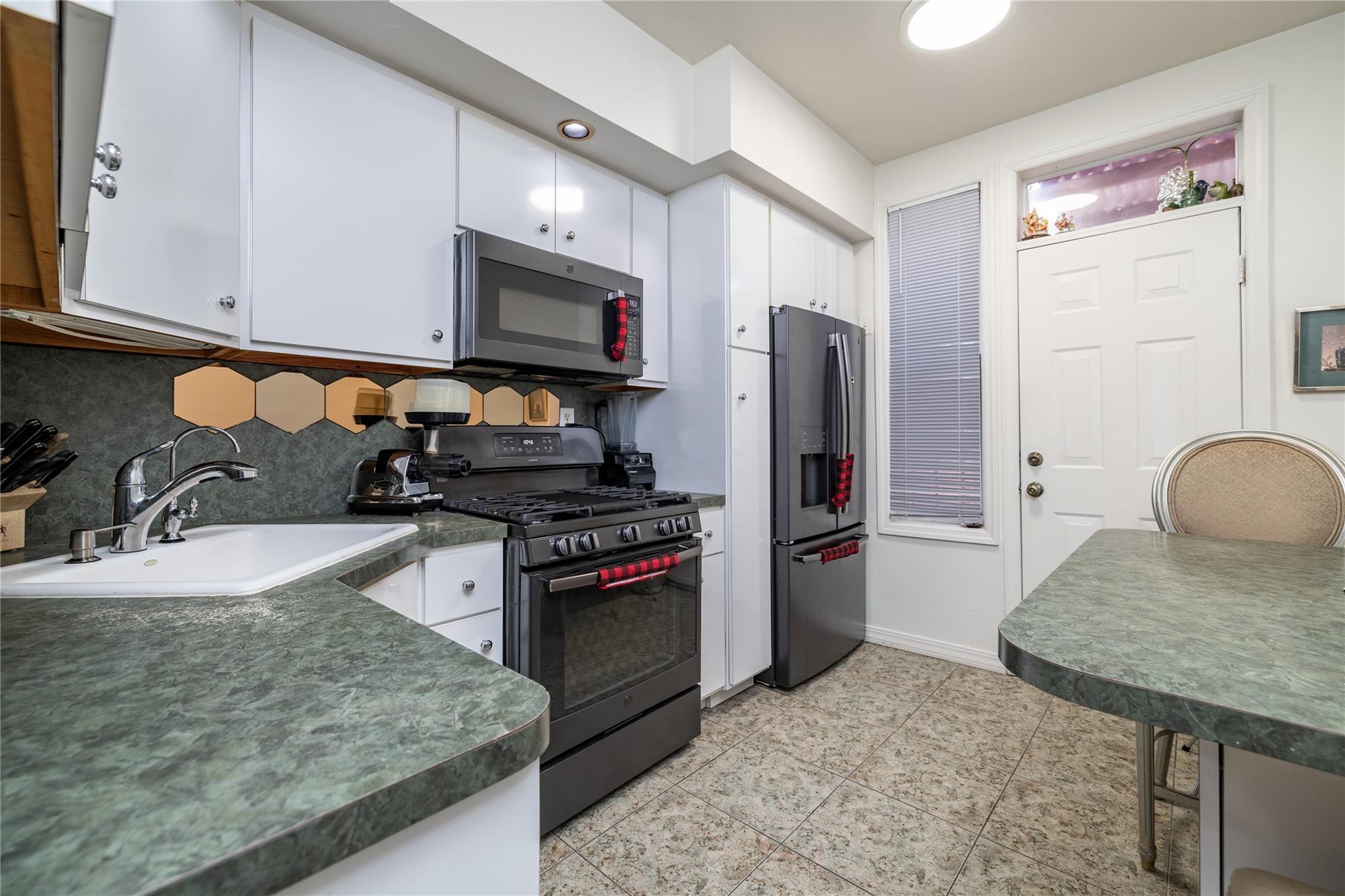 Single Family 101st  Queens, NY 11419, MLS-815128-3
