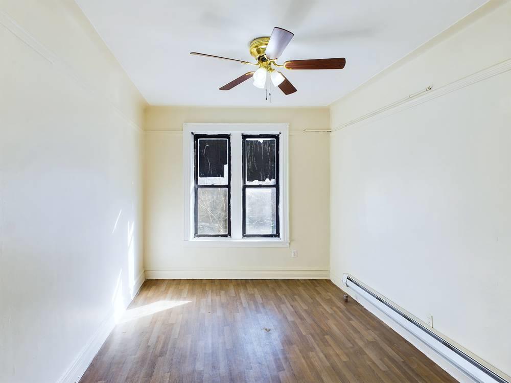 Apartment Fort Hamilton  Brooklyn, NY 11219, MLS-815255-11