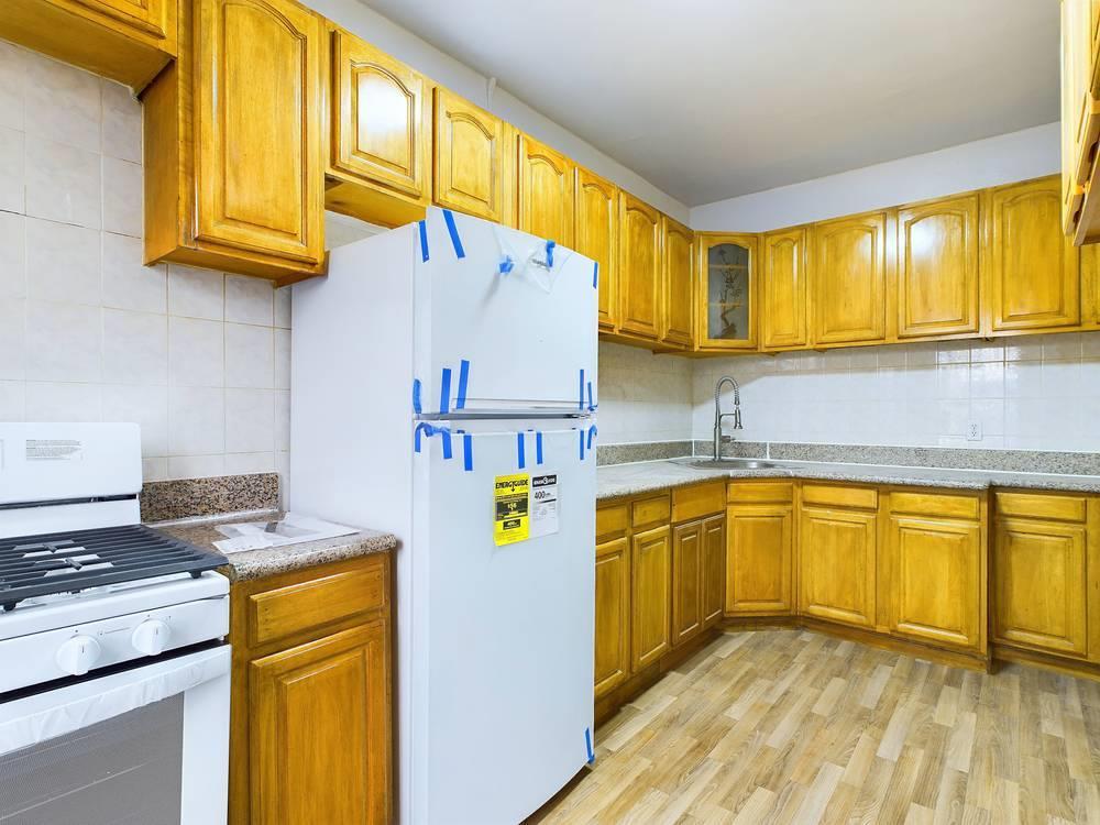Apartment Fort Hamilton  Brooklyn, NY 11219, MLS-815255-13