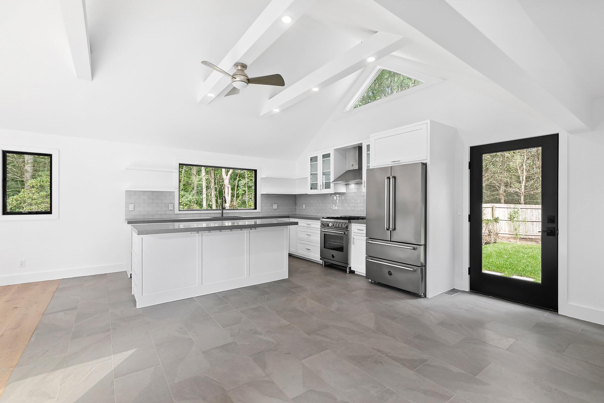 Single Family Dominy  Suffolk County, NY 11937, MLS-815310-7