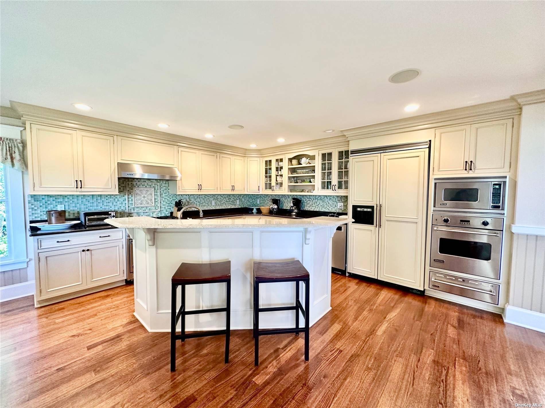 Single Family Sandy  Suffolk County, NY 11901, MLS-815331-10