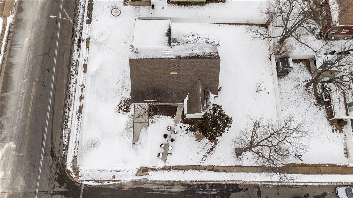 Single Family Front  Nassau County, NY 11520, MLS-815406-24