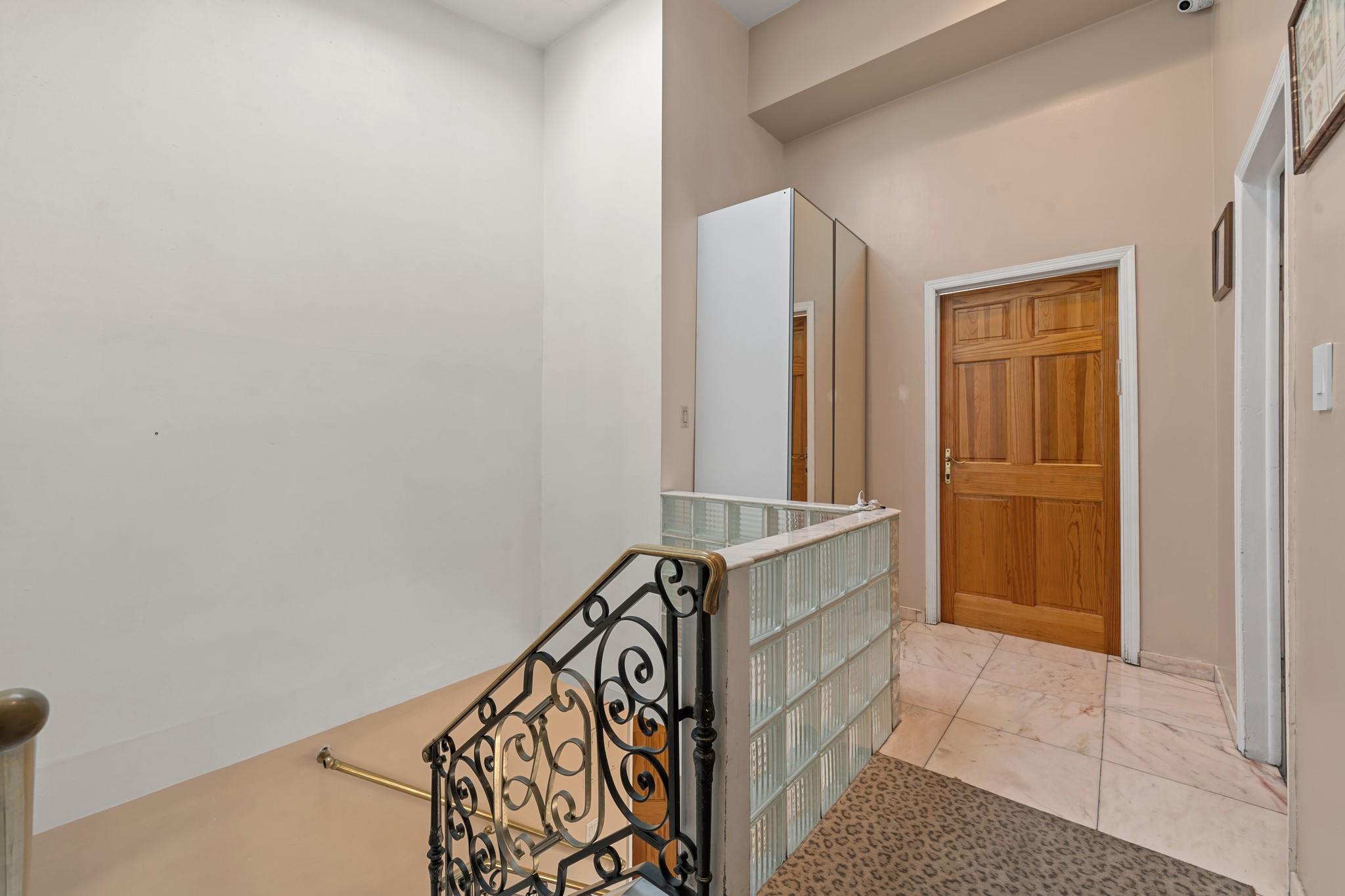 Single Family 63rd  Queens, NY 11367, MLS-815502-23