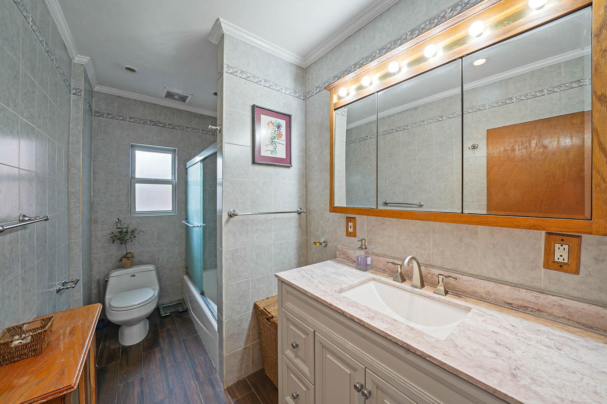 Single Family 74th  Queens, NY 11372, MLS-815544-15