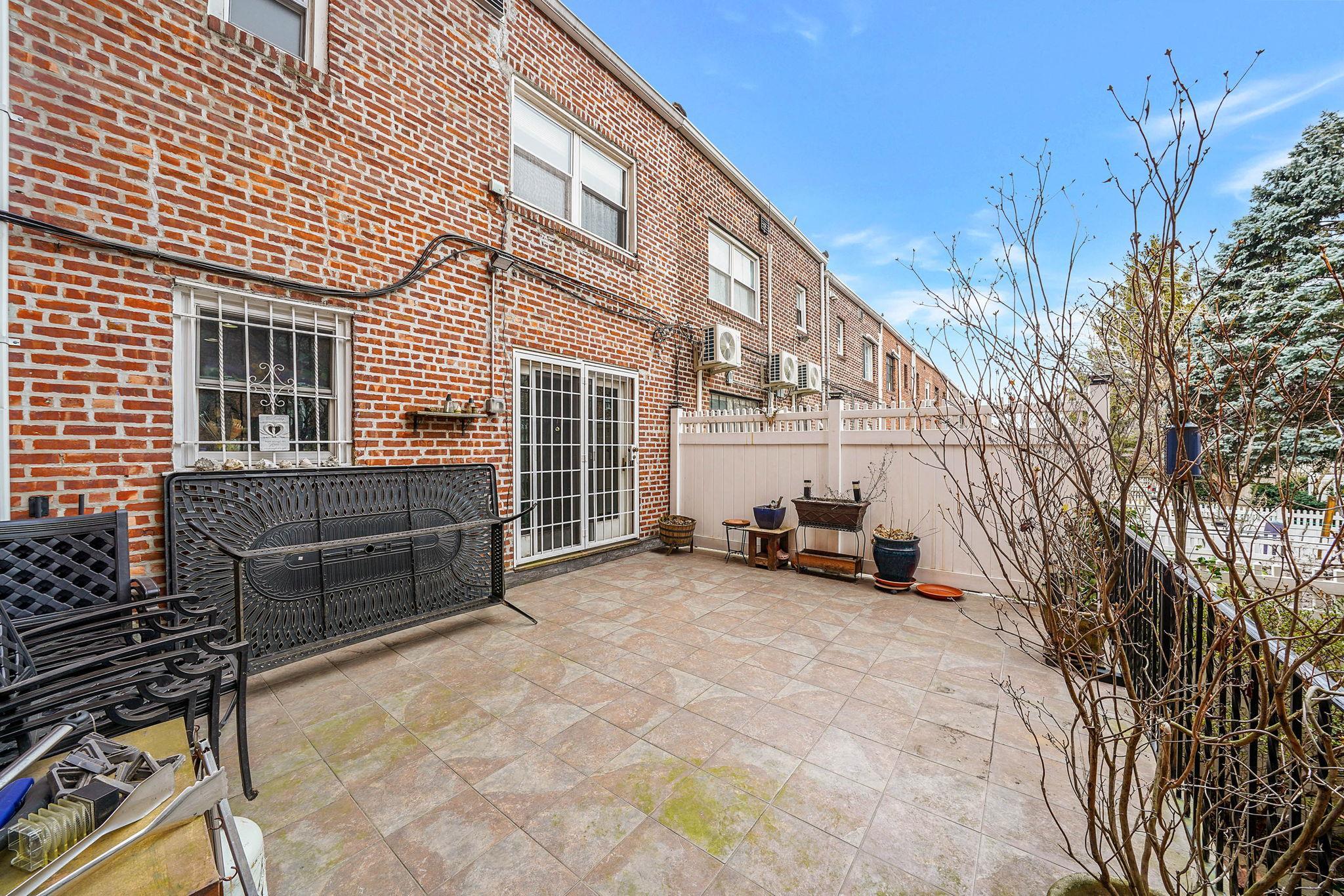Single Family 74th  Queens, NY 11372, MLS-815544-20