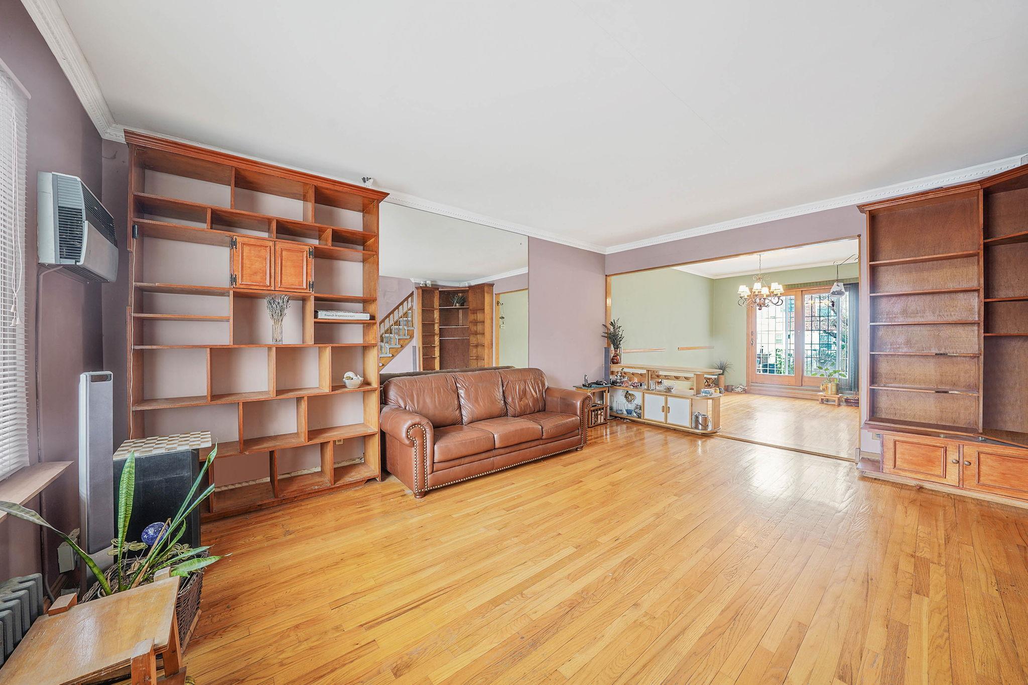 Single Family 74th  Queens, NY 11372, MLS-815544-4