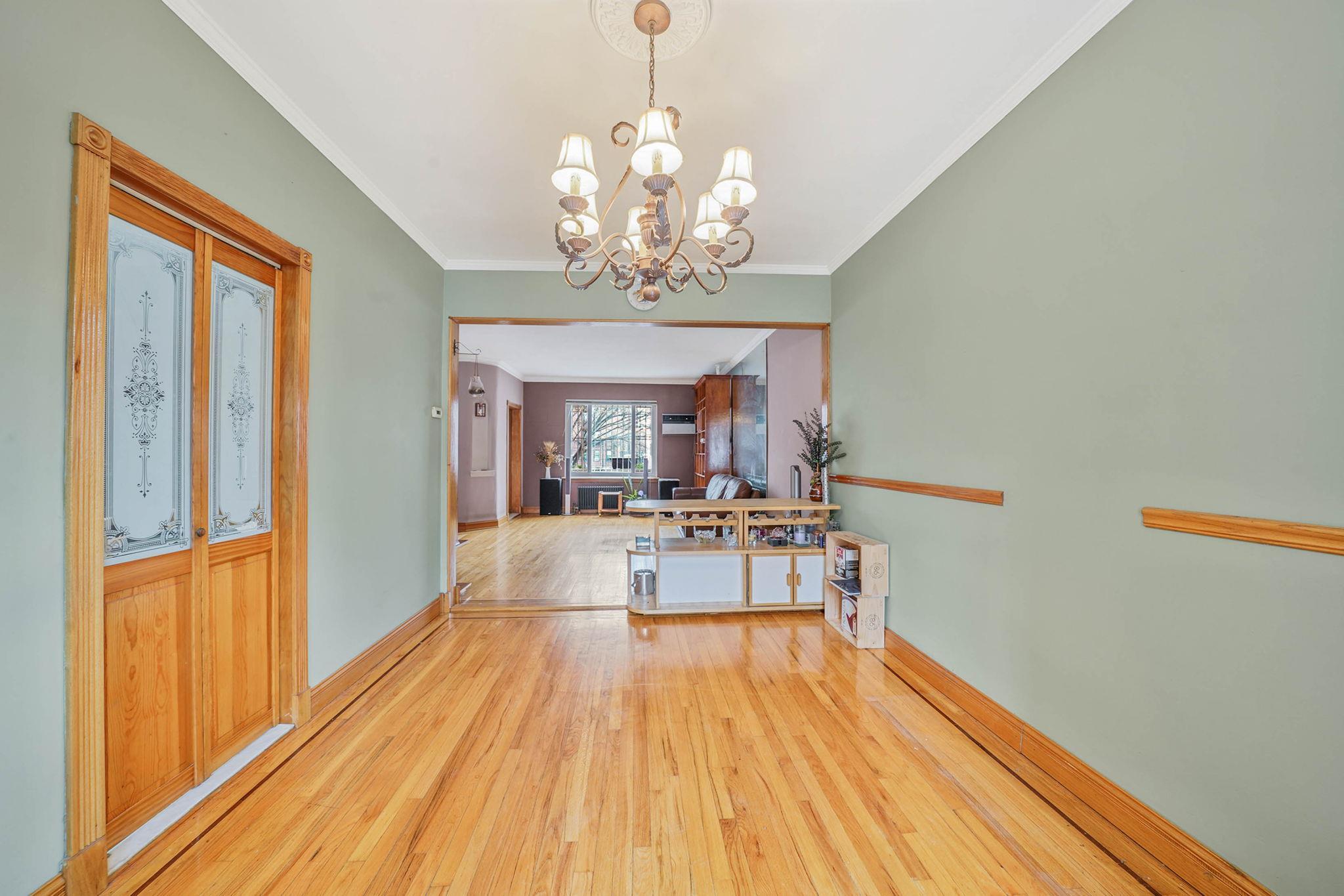 Single Family 74th  Queens, NY 11372, MLS-815544-8