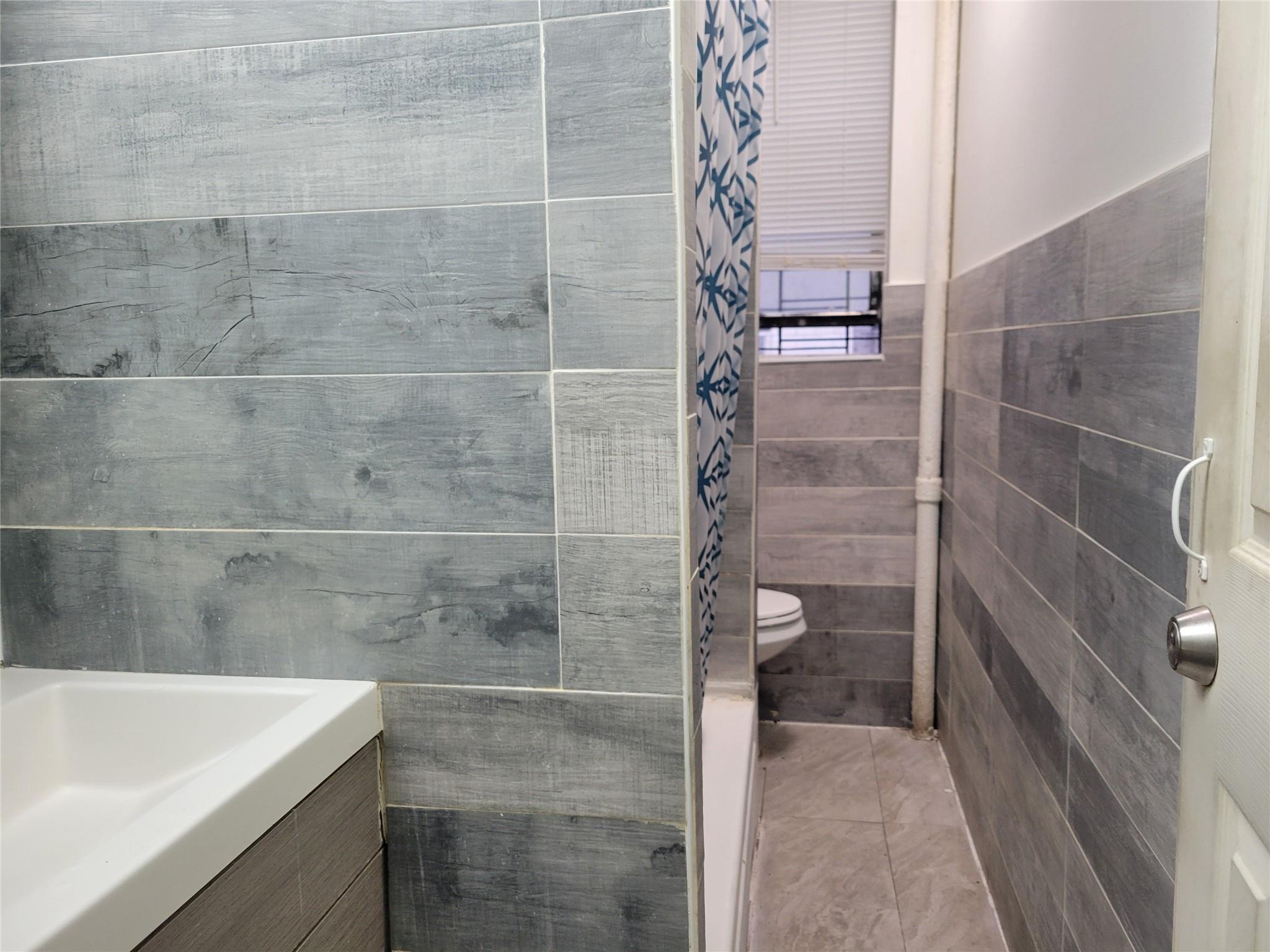 Coop Amsterdam  Manhattan, NY 10025, MLS-815580-8