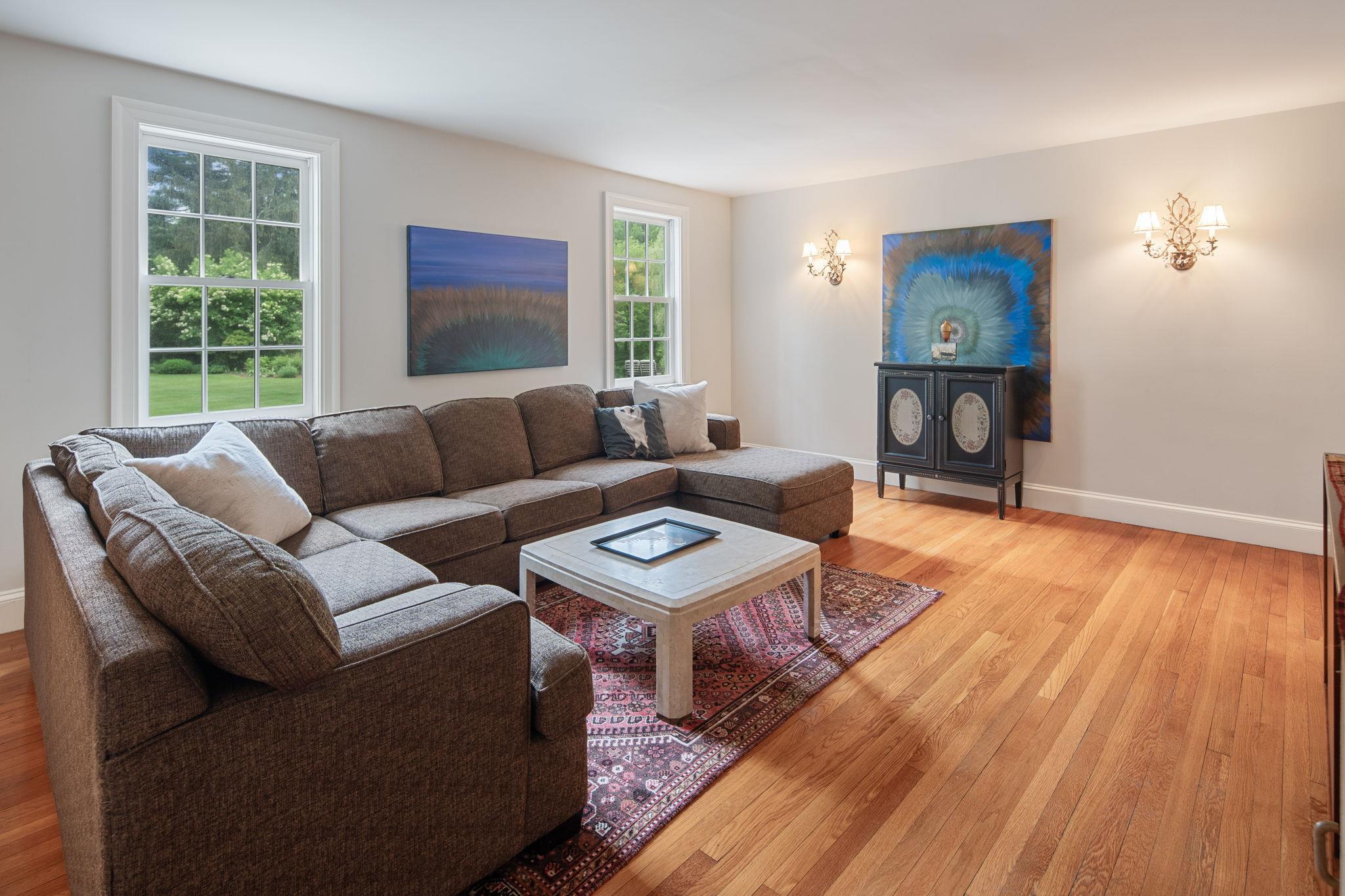 Single Family Armonk  Westchester County, NY 10549, MLS-815631-22