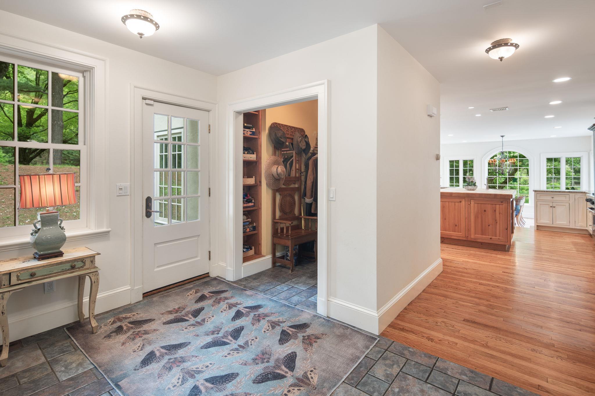 Single Family Armonk  Westchester County, NY 10549, MLS-815631-28
