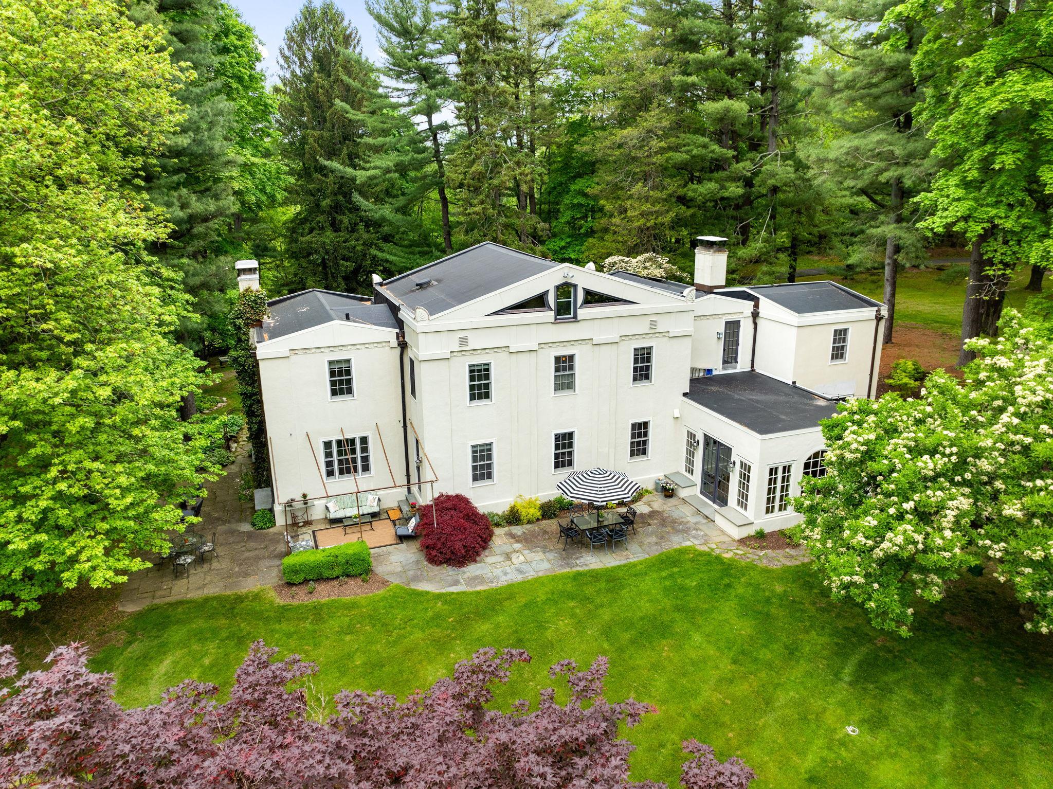 Single Family Armonk  Westchester County, NY 10549, MLS-815631-9