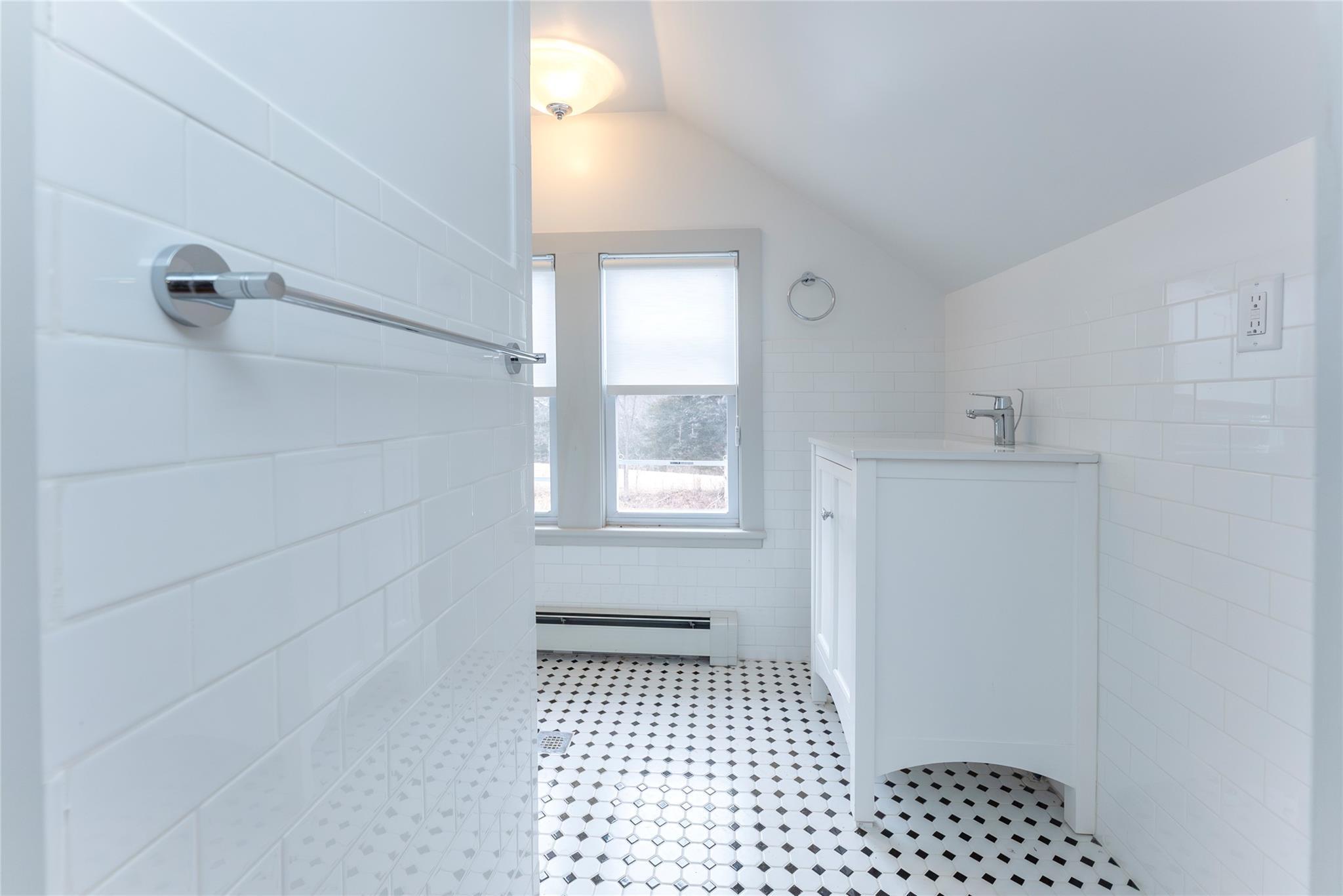 Single Family Albany Post  Ulster County, NY 12525, MLS-815640-36