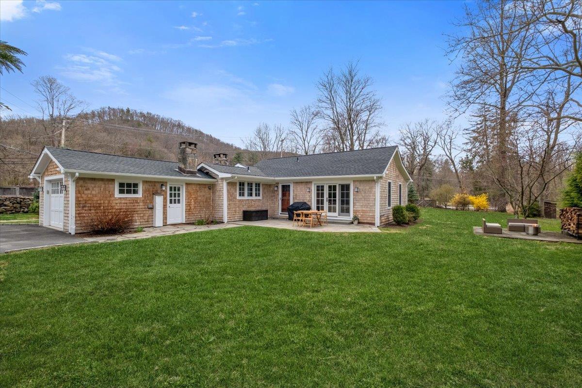 Single Family Avery  Putnam County, NY 10524, MLS-815754-25