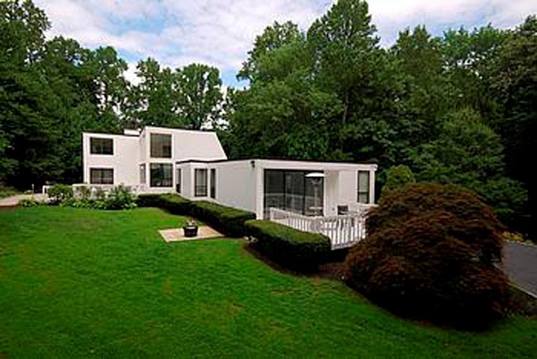 Single Family Yellow Cote  Nassau County, NY 11771, MLS-815814-7