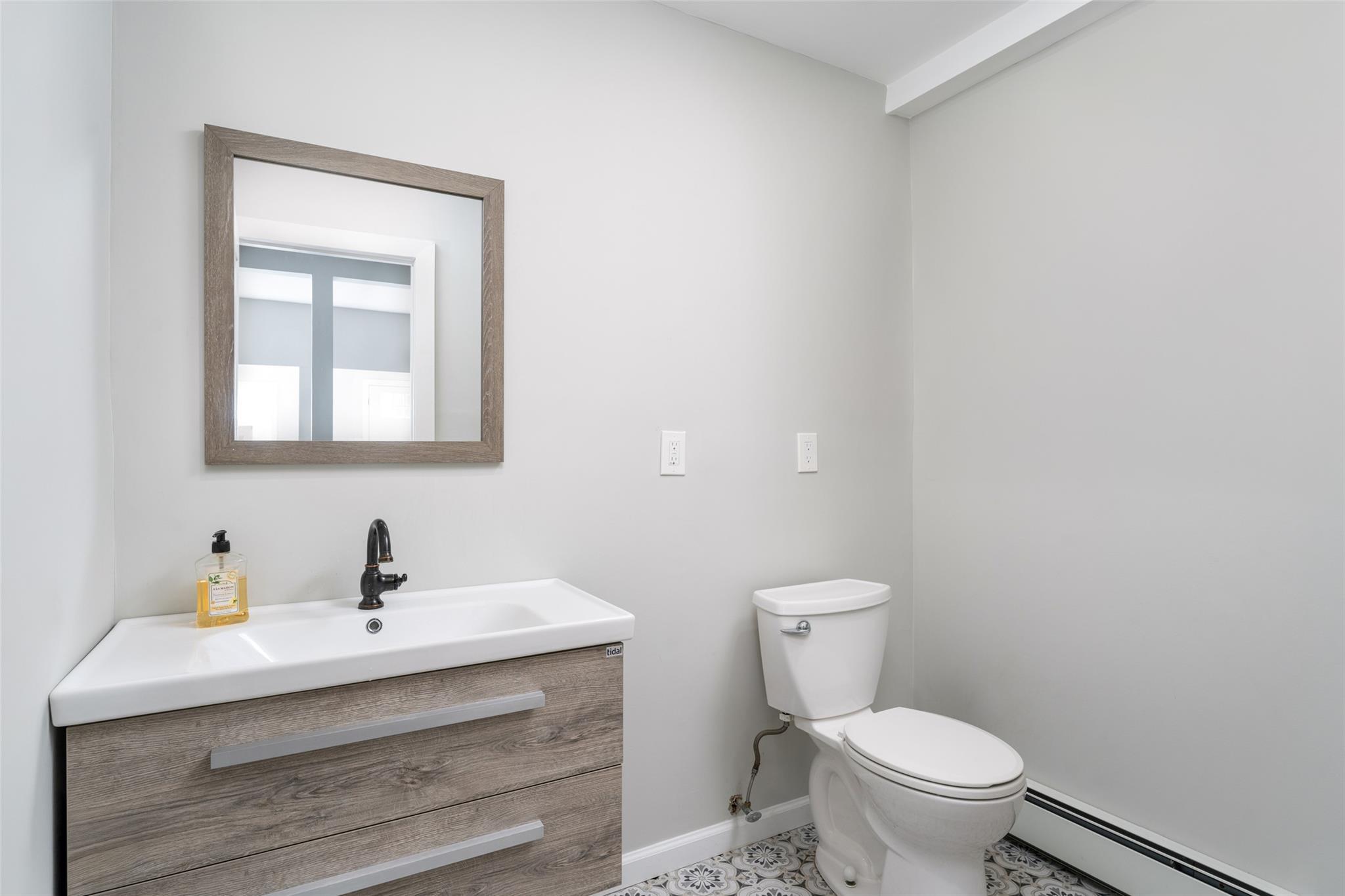 Single Family Hampton  Suffolk County, NY 11968, MLS-815863-6