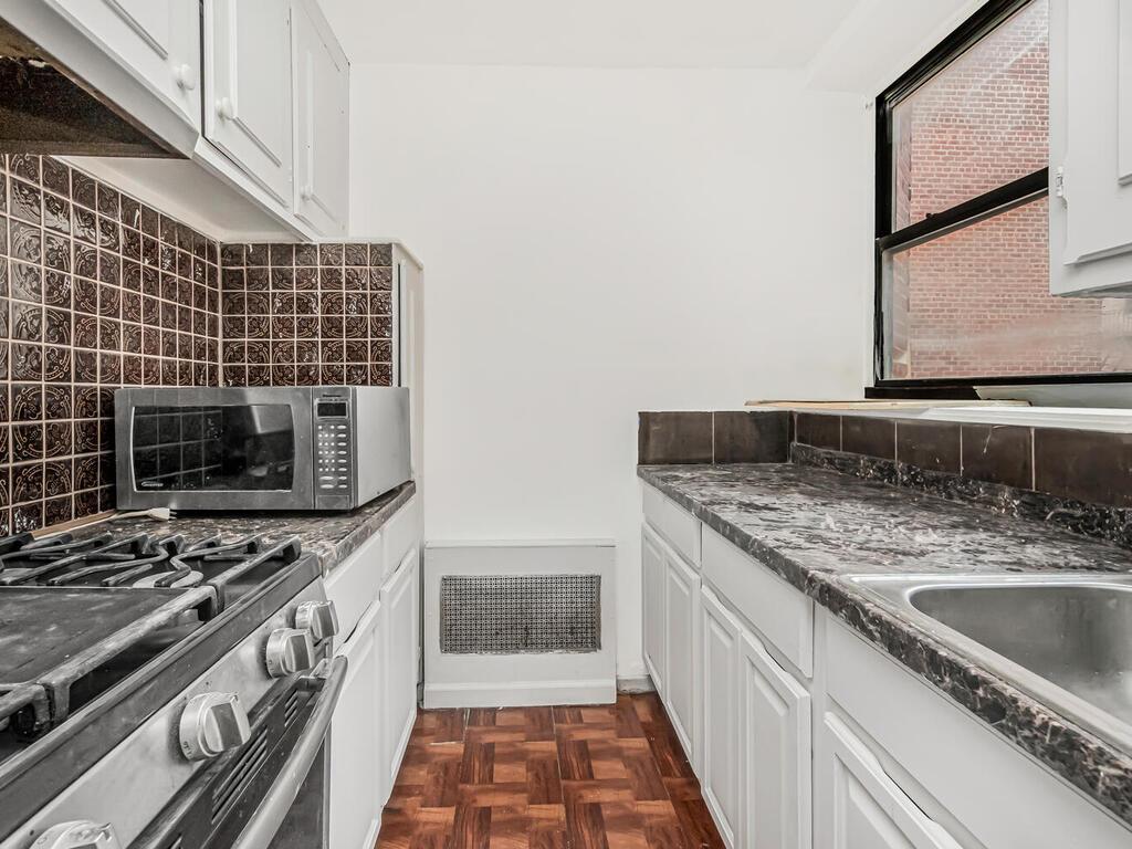 Coop Matthews  Bronx, NY 10462, MLS-815873-2