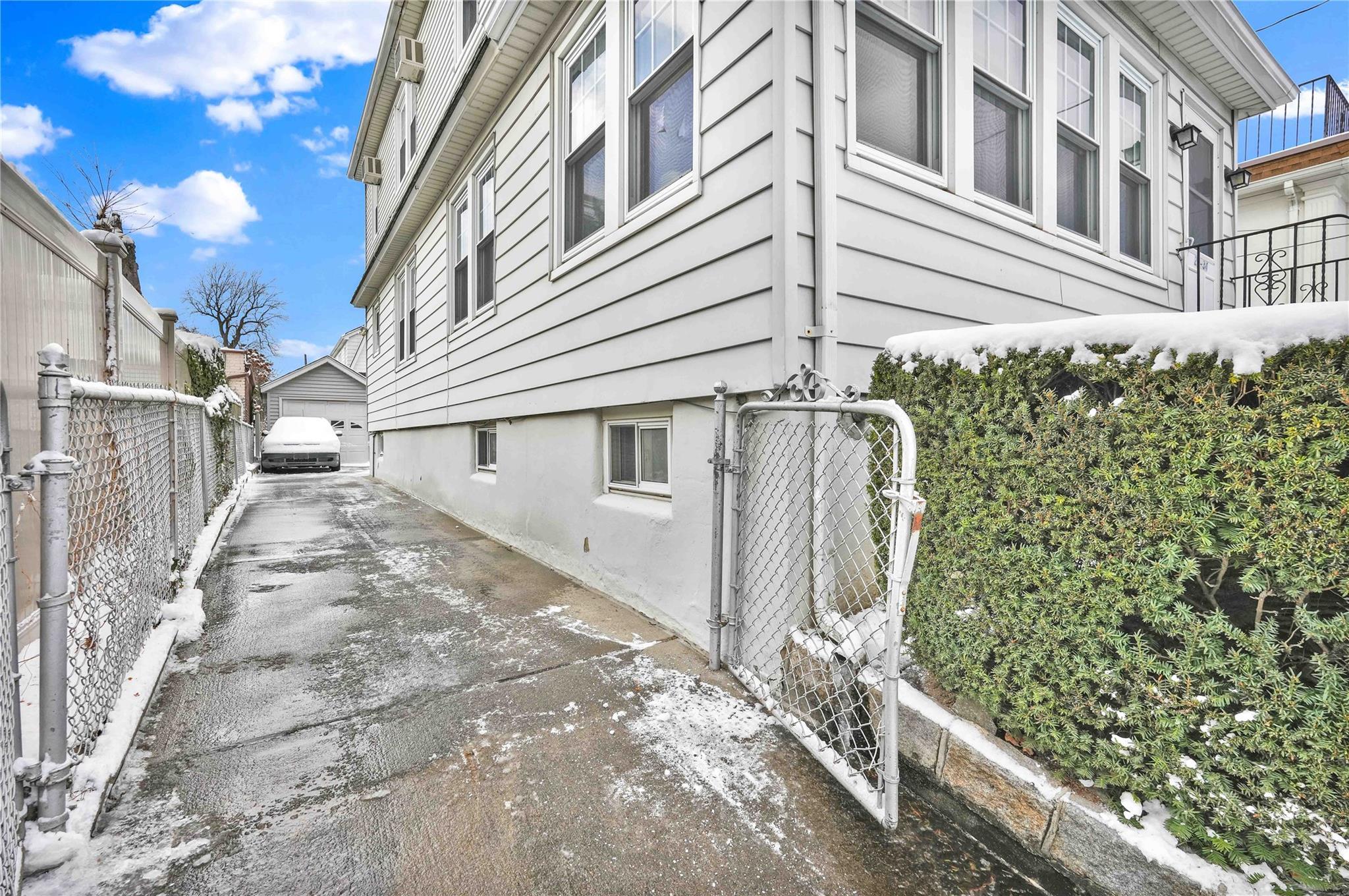 Single Family 166th  Queens, NY 11358, MLS-815902-23