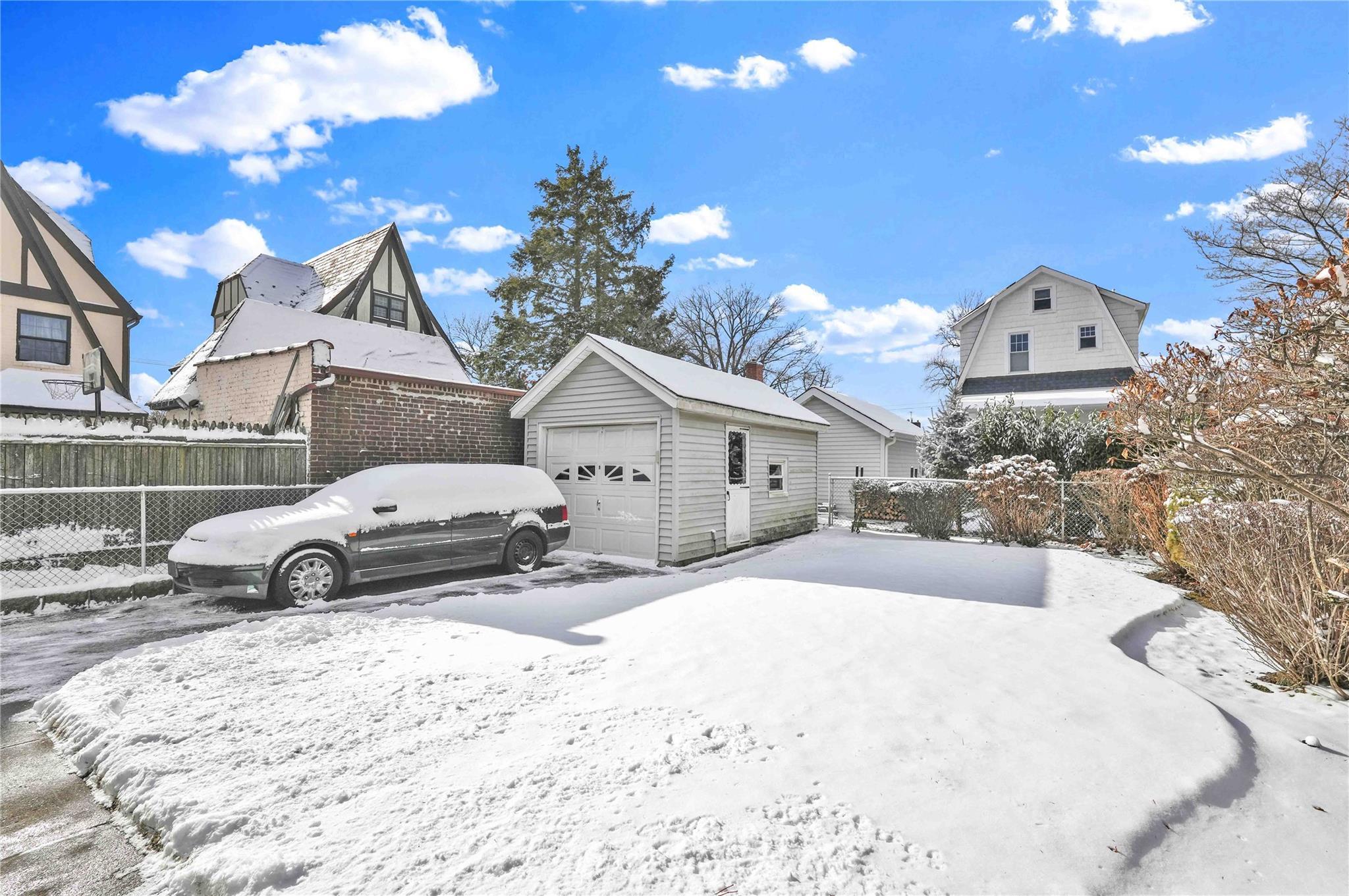Single Family 166th  Queens, NY 11358, MLS-815902-24