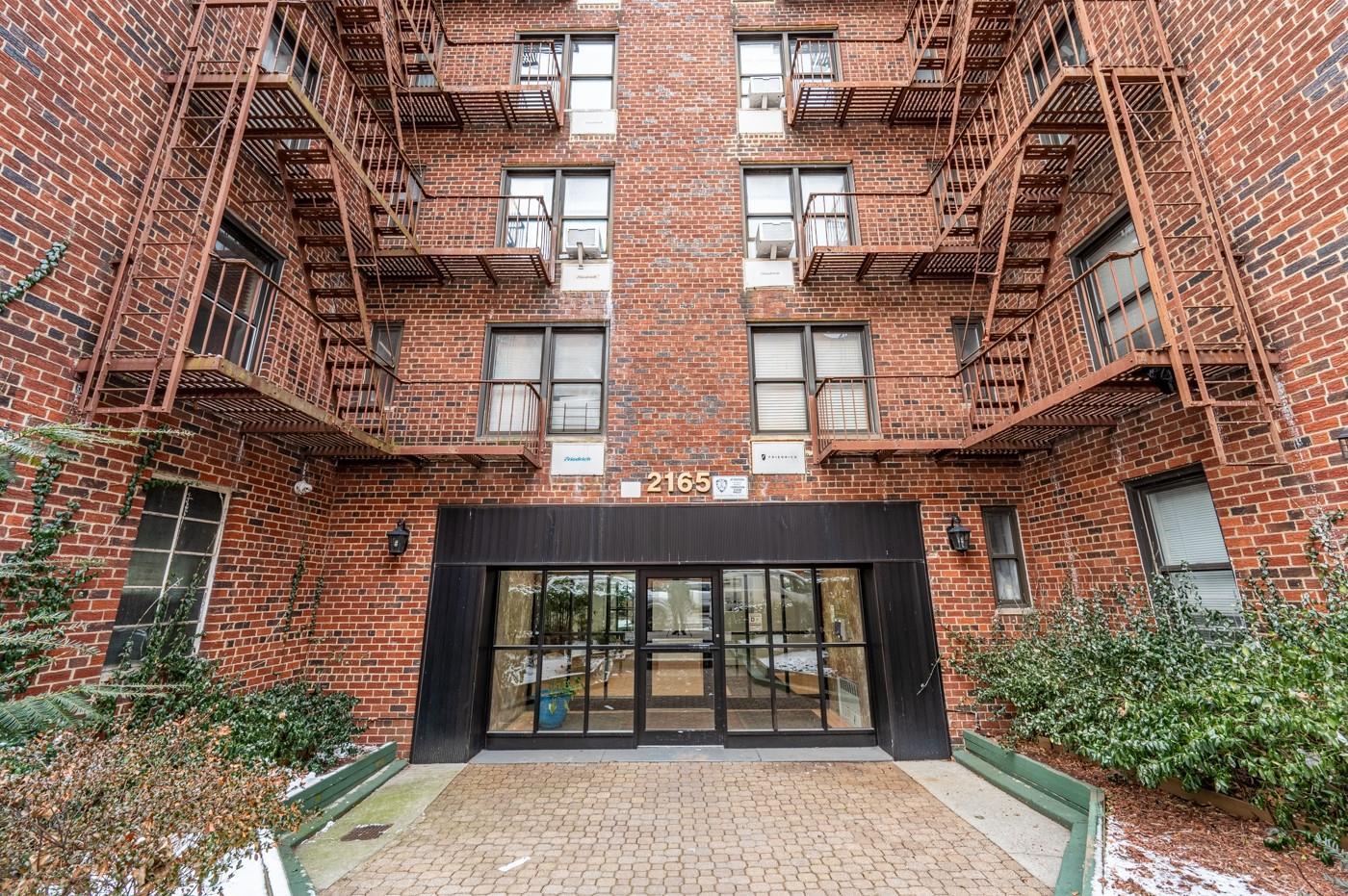 Coop Matthews  Bronx, NY 10462, MLS-815968-17