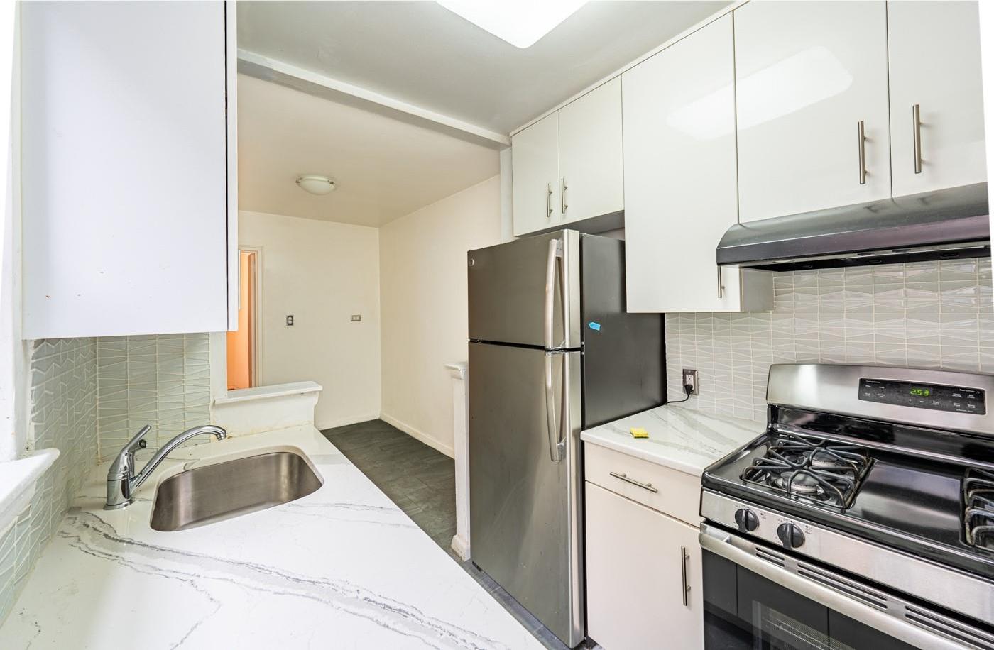 Coop Matthews  Bronx, NY 10462, MLS-815968-2